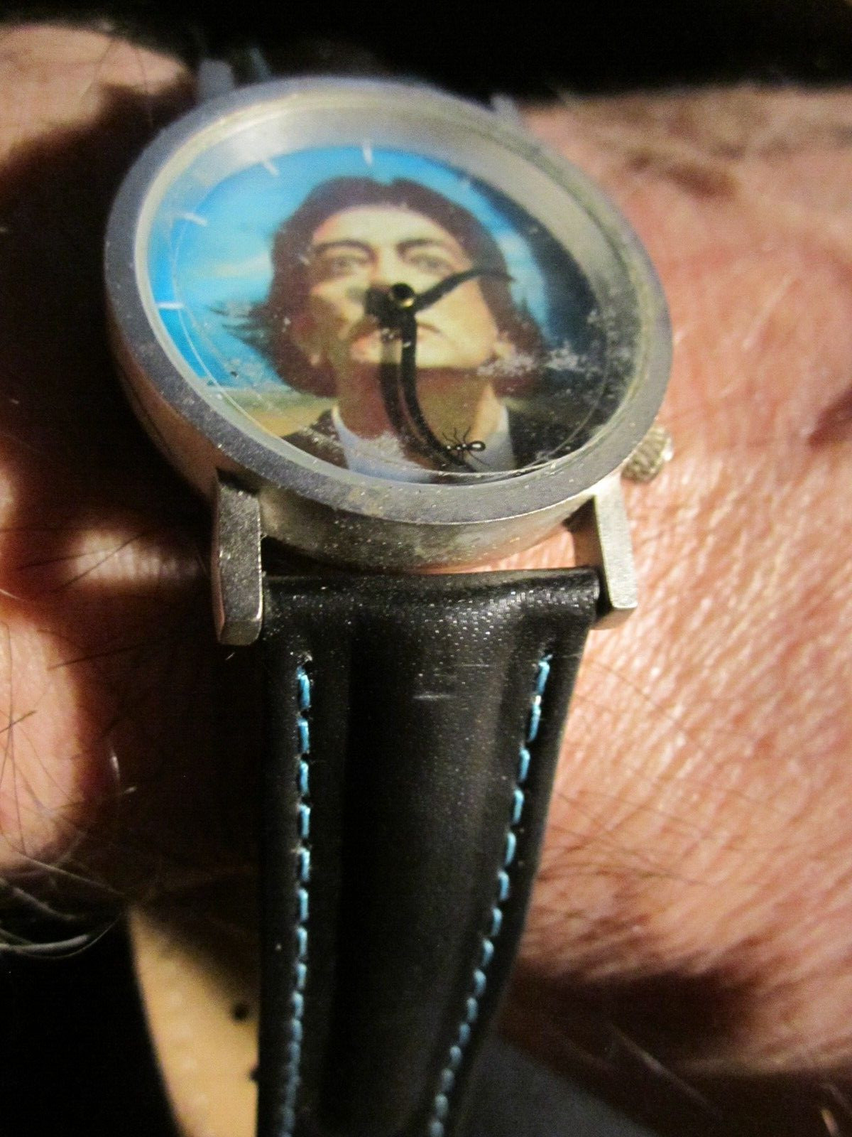 TEMPUS FUGIT WATCH SPIDER ROTATES AROUND THE DIAL – BBA-23E