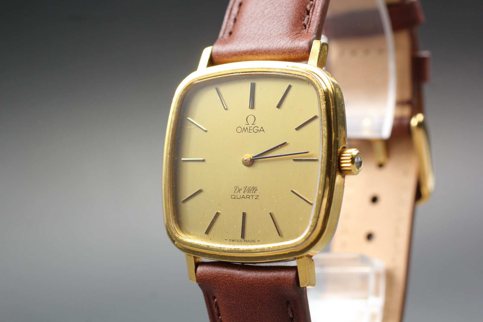 Vintage 1980s Omega De Ville Quartz Gold Dial Cushion Ref.191.0045 [Near Mint]