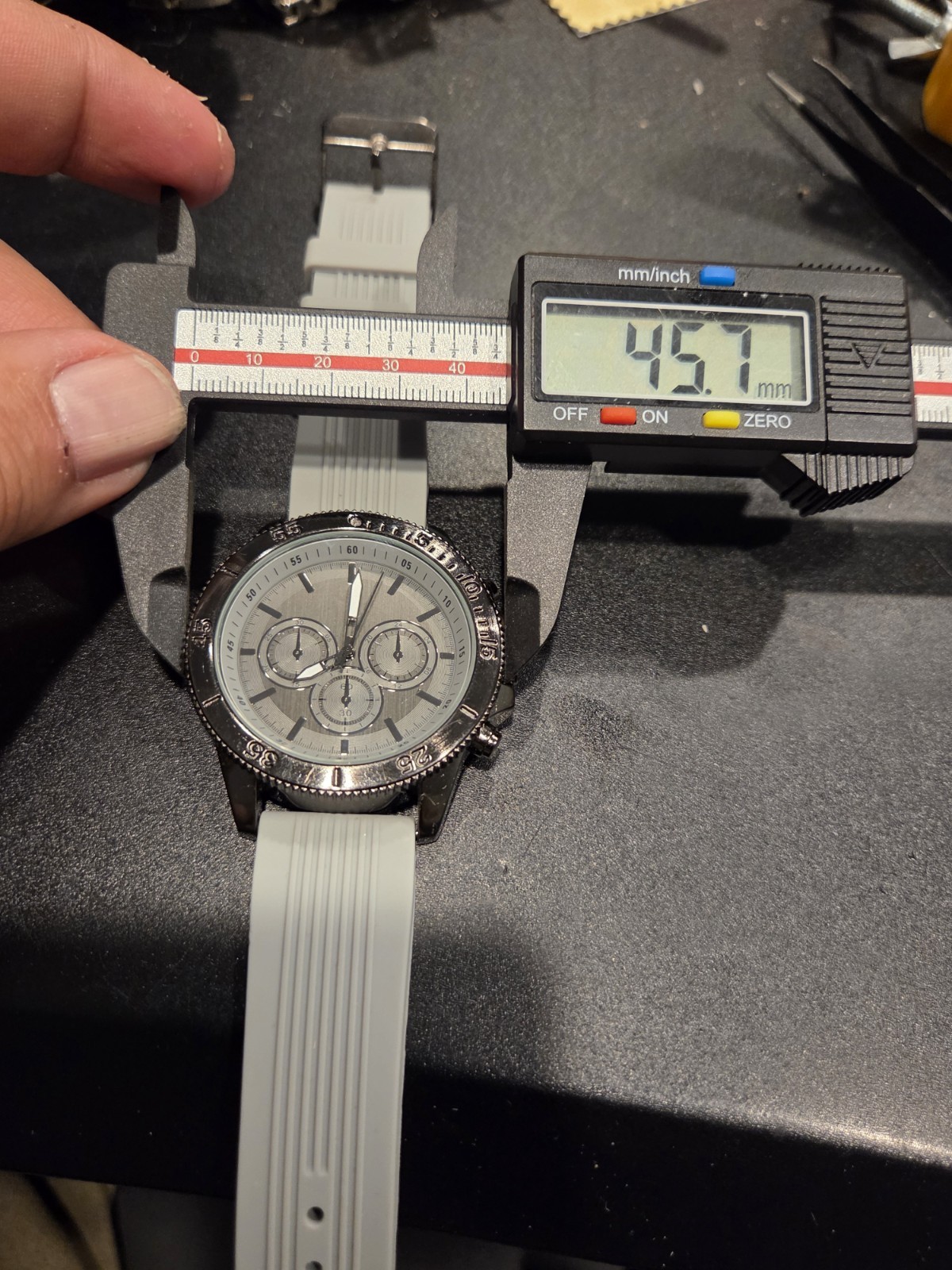 FMD Mens Chronograph Style Watch FMD Gray New Battery EUC C74