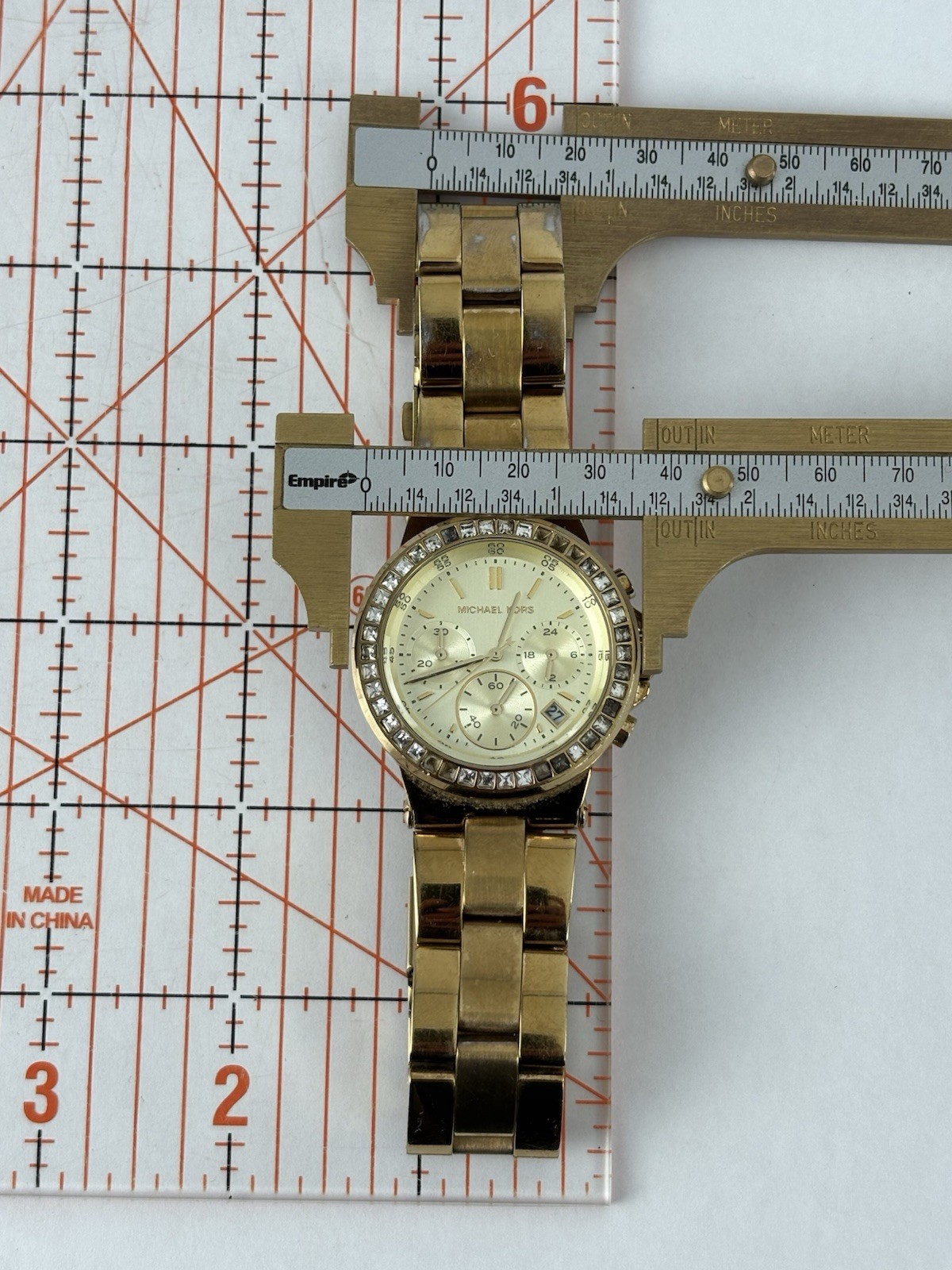 Michael Kors MK-5623 38mm Gold Tone Quartz Date Watch w/Bracelet & New Battery