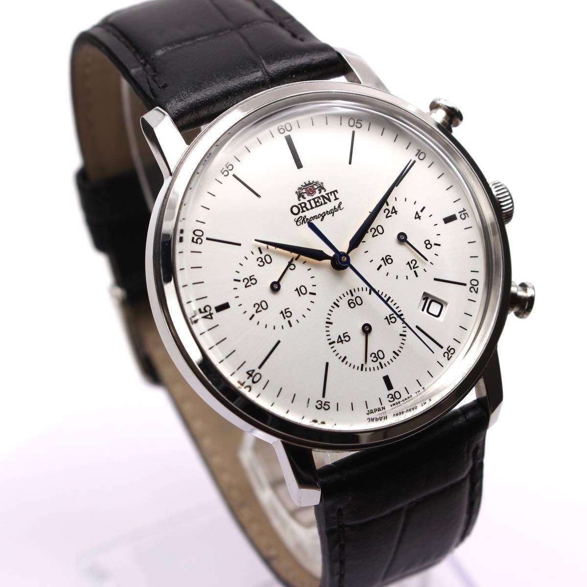 ORIENT VR32-UAA0 Chronograph Quartz White Dial Japan Men’s Watch Leather