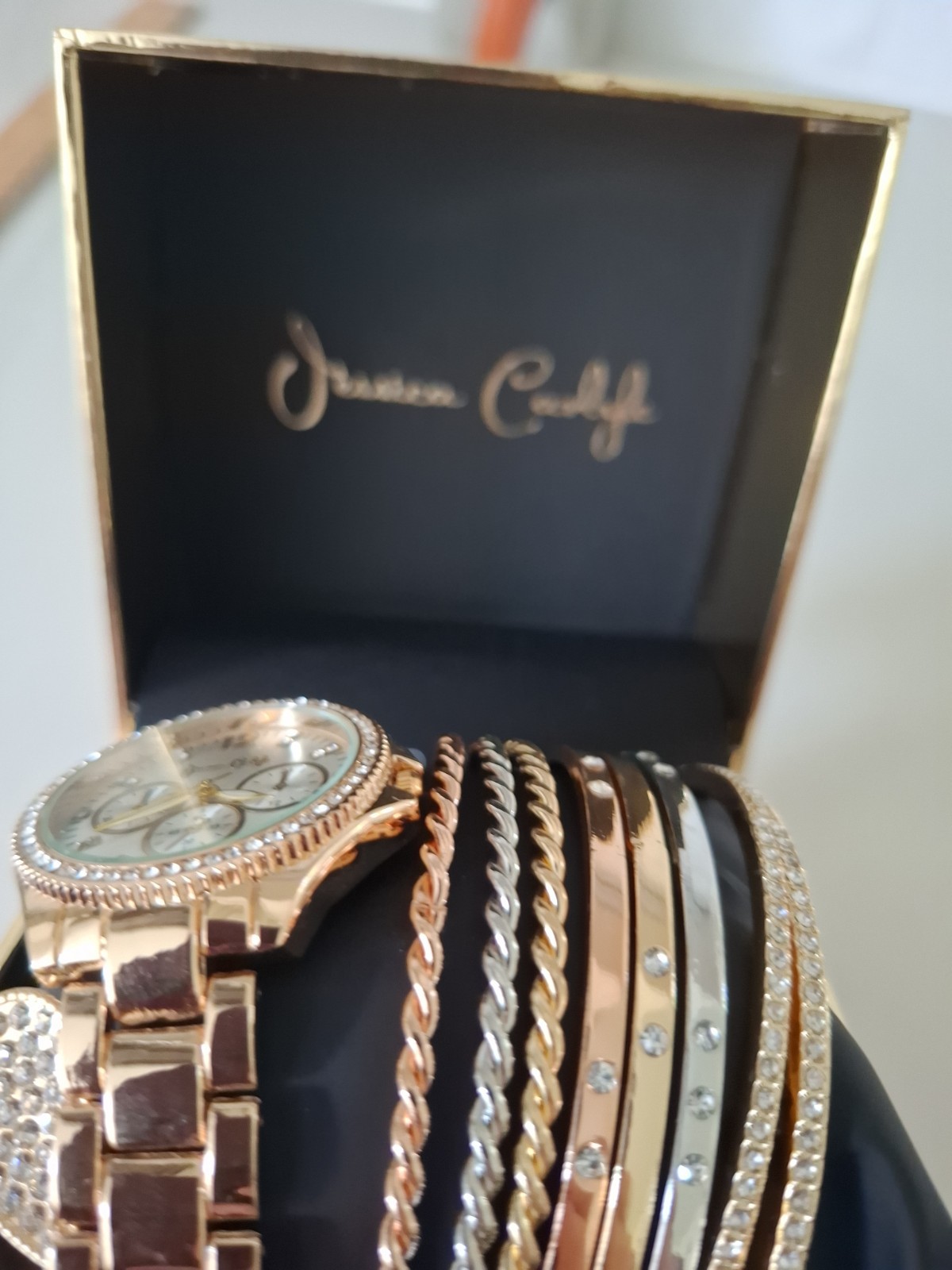 Womans Jessica Carlyle Watch And Bracelet Set Working Watch Plus 8 Bracelets