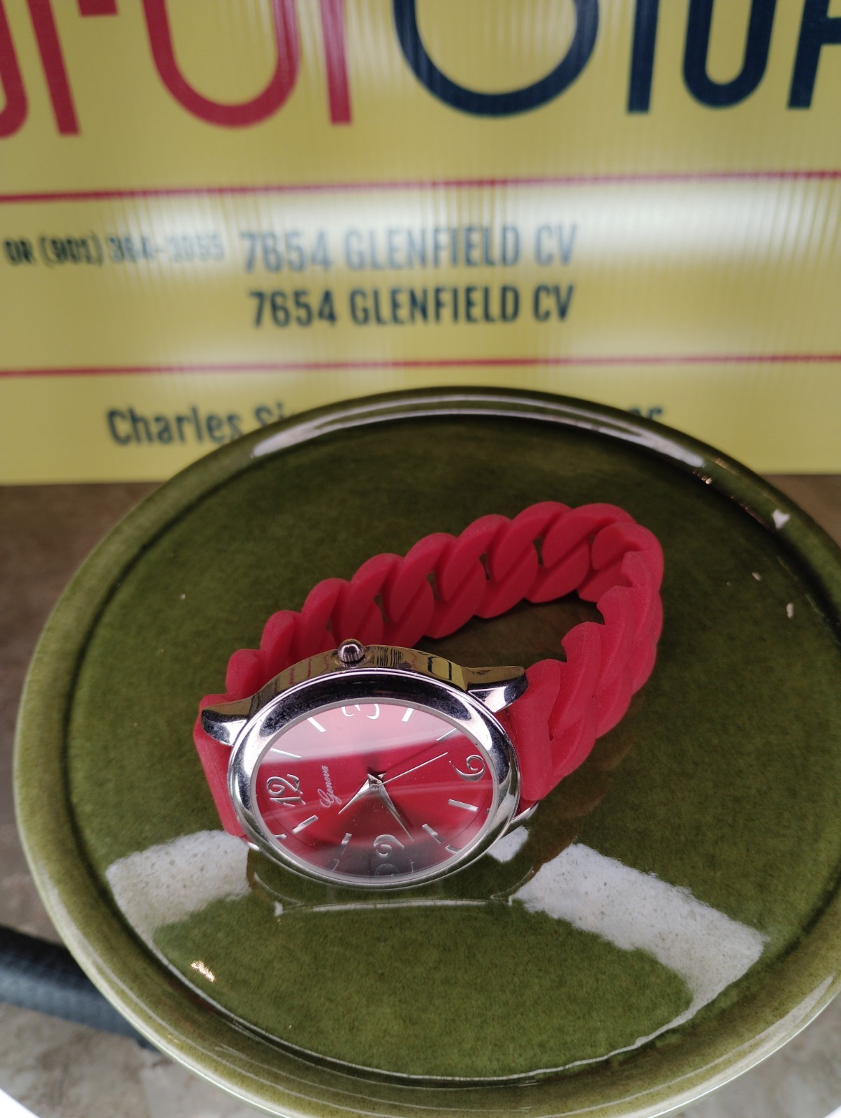Geneva Quartz Analog Wristwatch Red Silicone Band Steel Case Water-Resistant