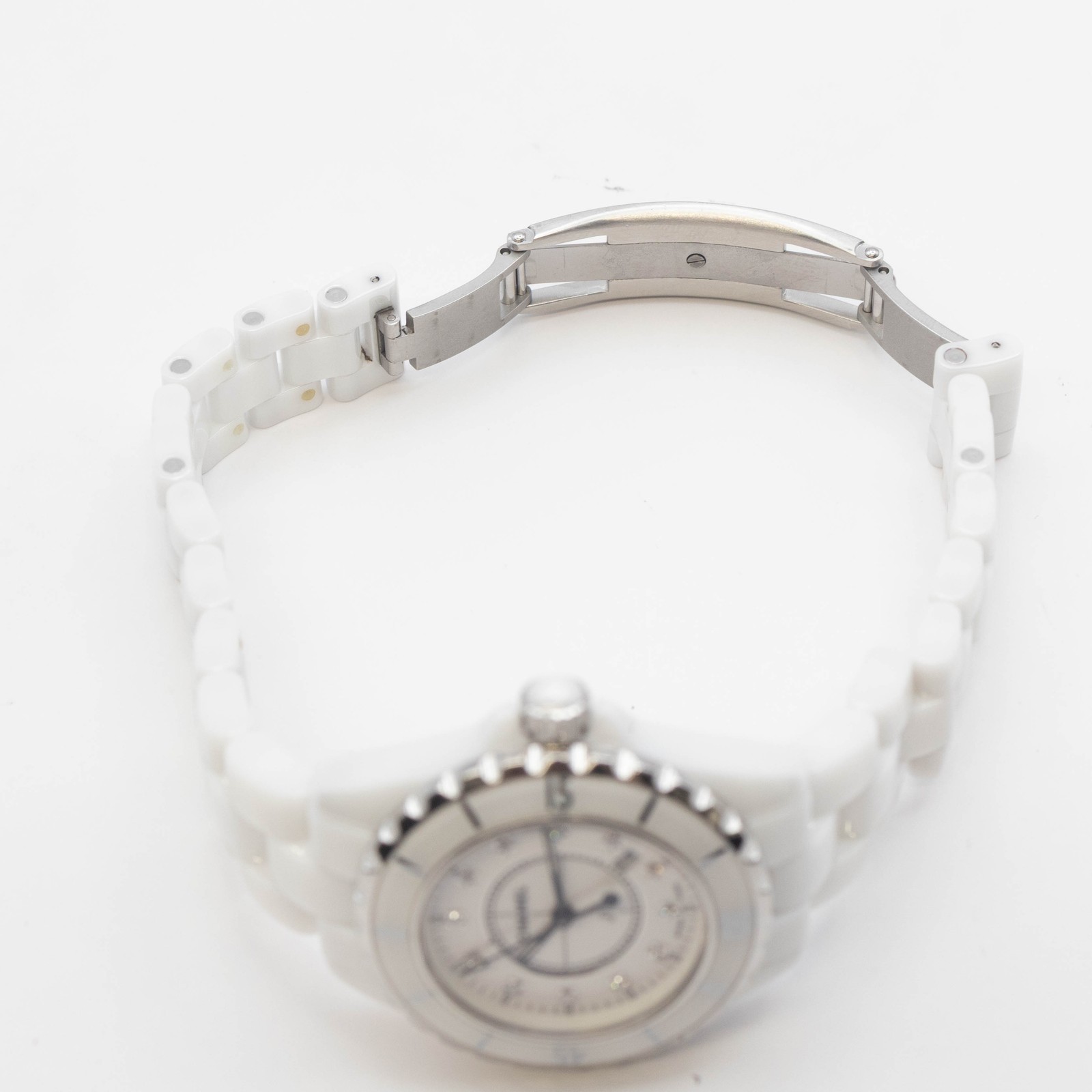 CHANEL J12 H1628 White Dial Quartz Watch