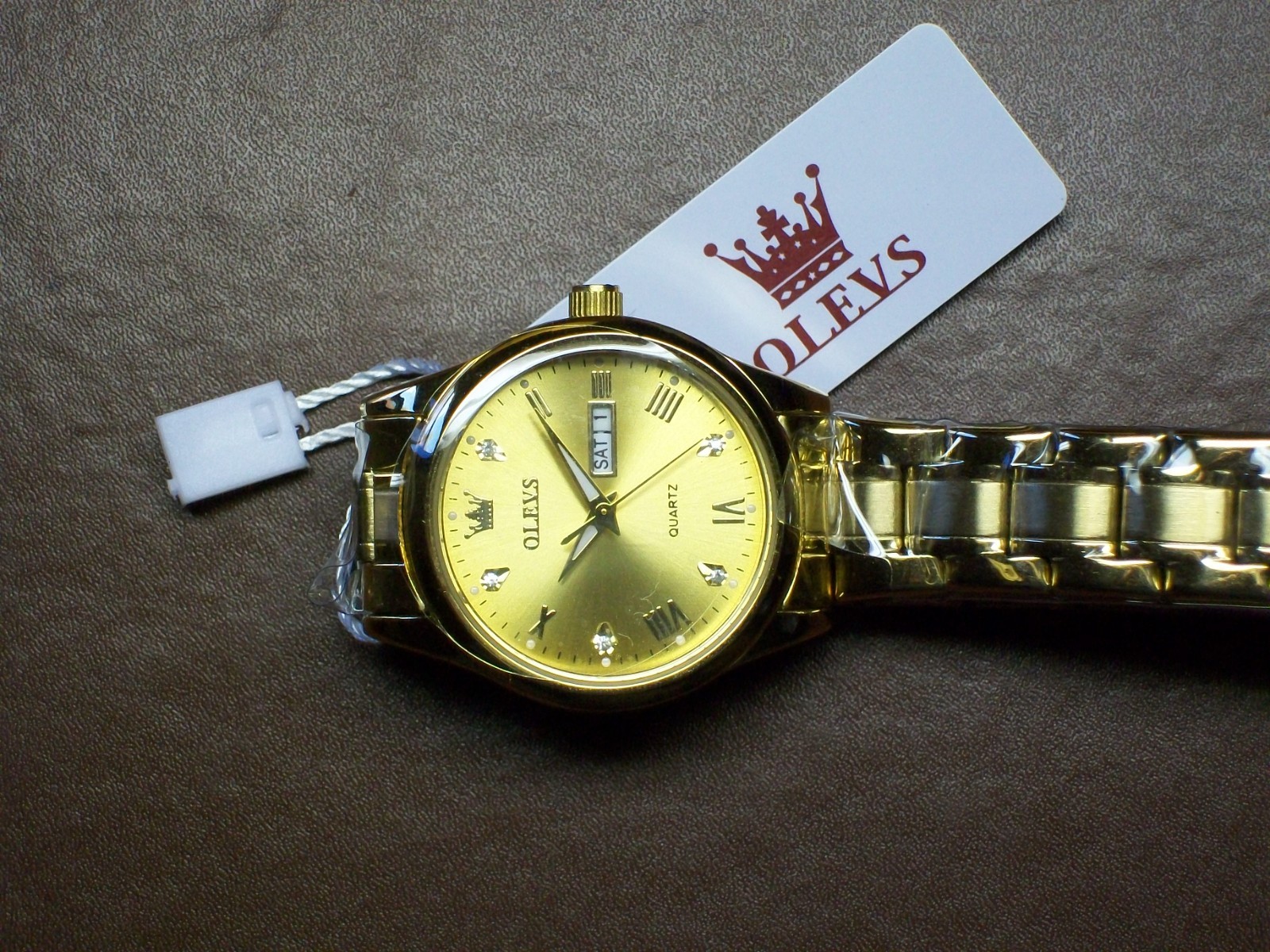 OLEVS Watch Ladies Gold Stainless Steel Waterproof DAY AND DATE U.S. SELLER
