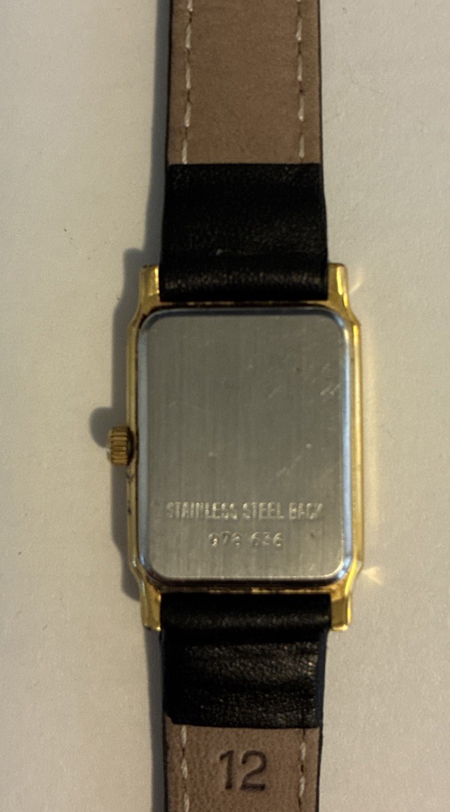Bucherer Ladies’ Watch 978 Swiss Made 18k Gold Case. Battery Needed