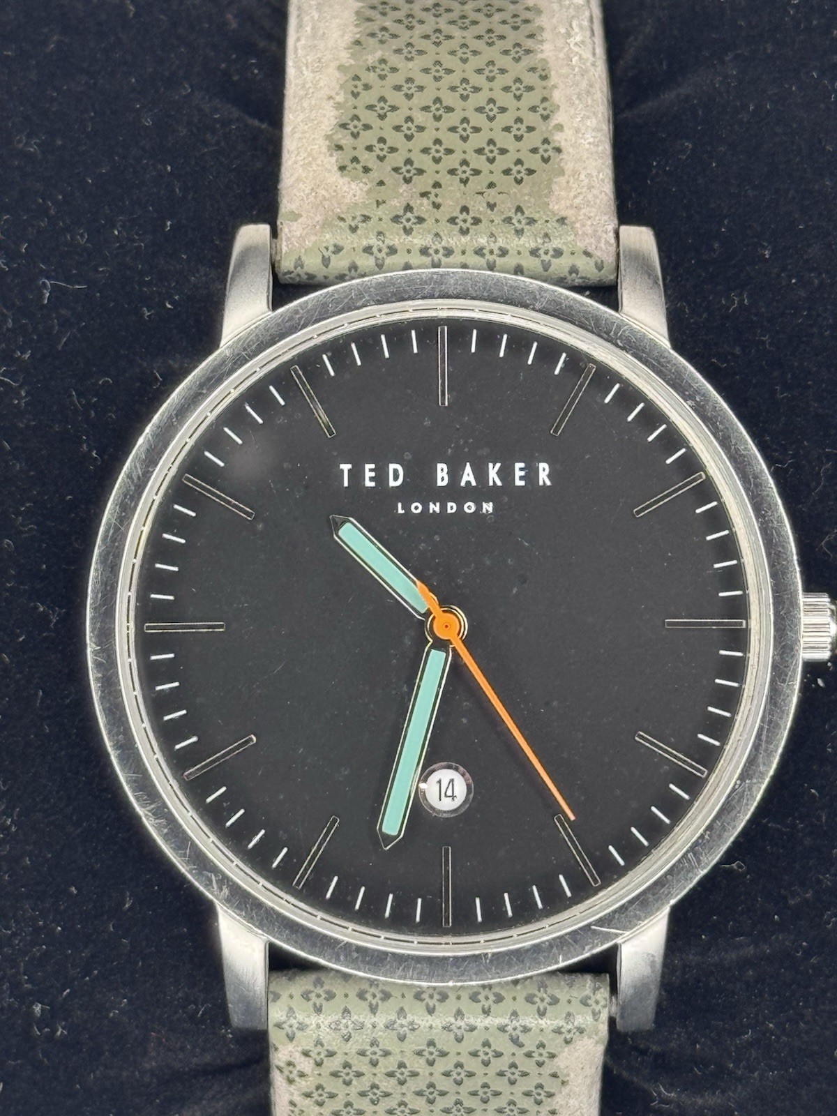 Ted Baker Graham Mens Watch 40mm Black Dial Gray Leather Date TE50624001