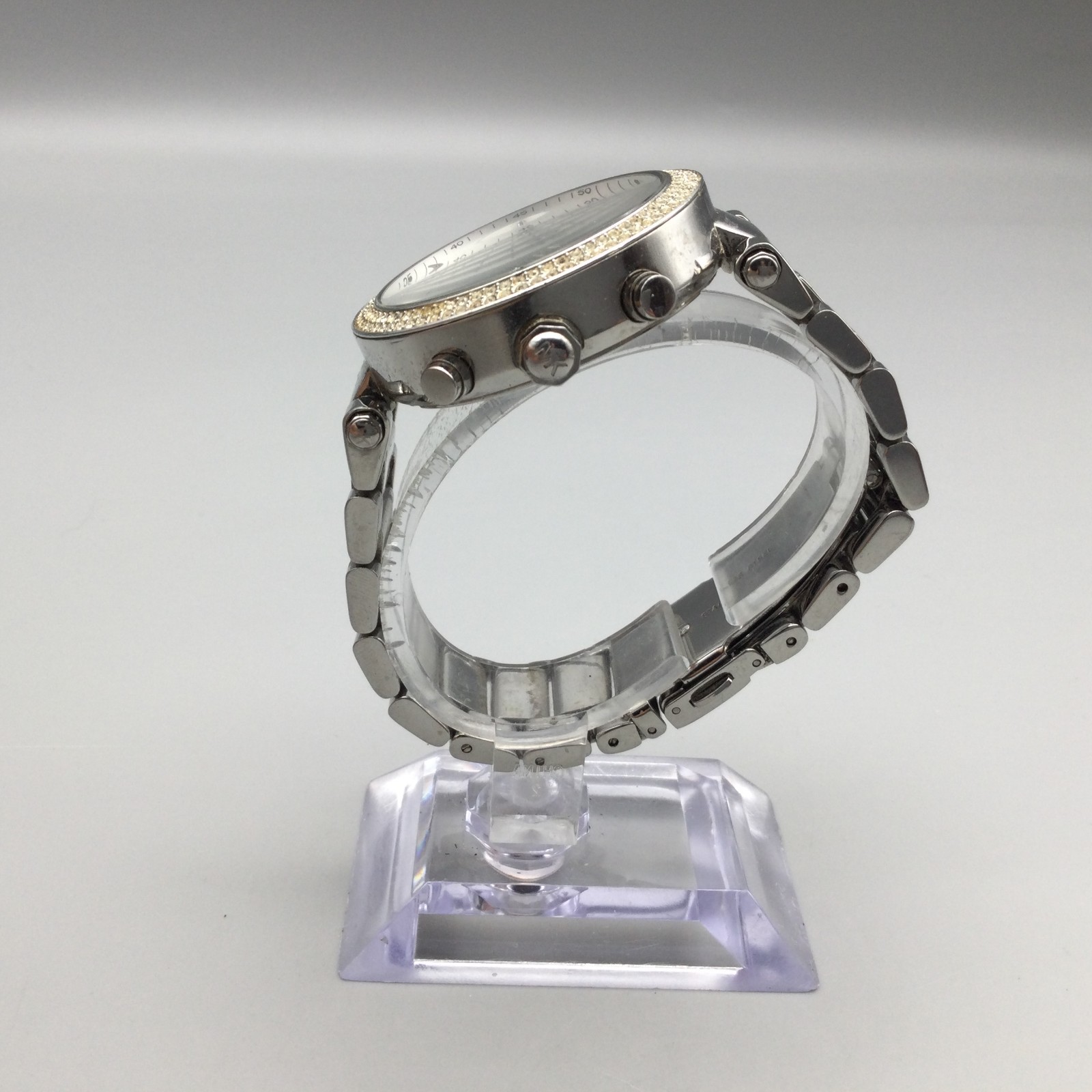 Michael Kors Watch Women MK-5353 Pave Silver Tone Date New Battery 6.5″
