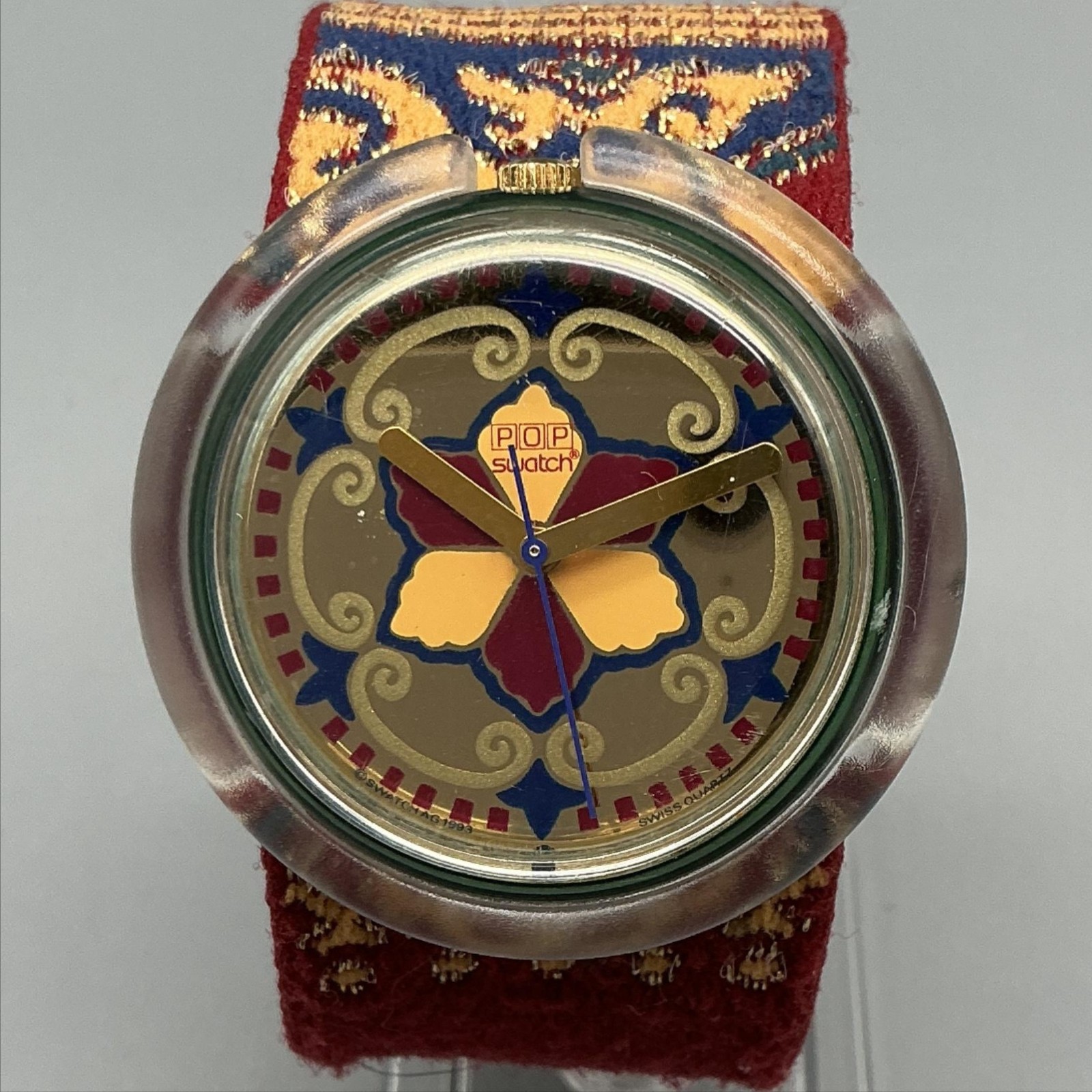 Swatch POP DIE HERZOGIN Swatch Womens Watch 34mm Red Fabric New Battery