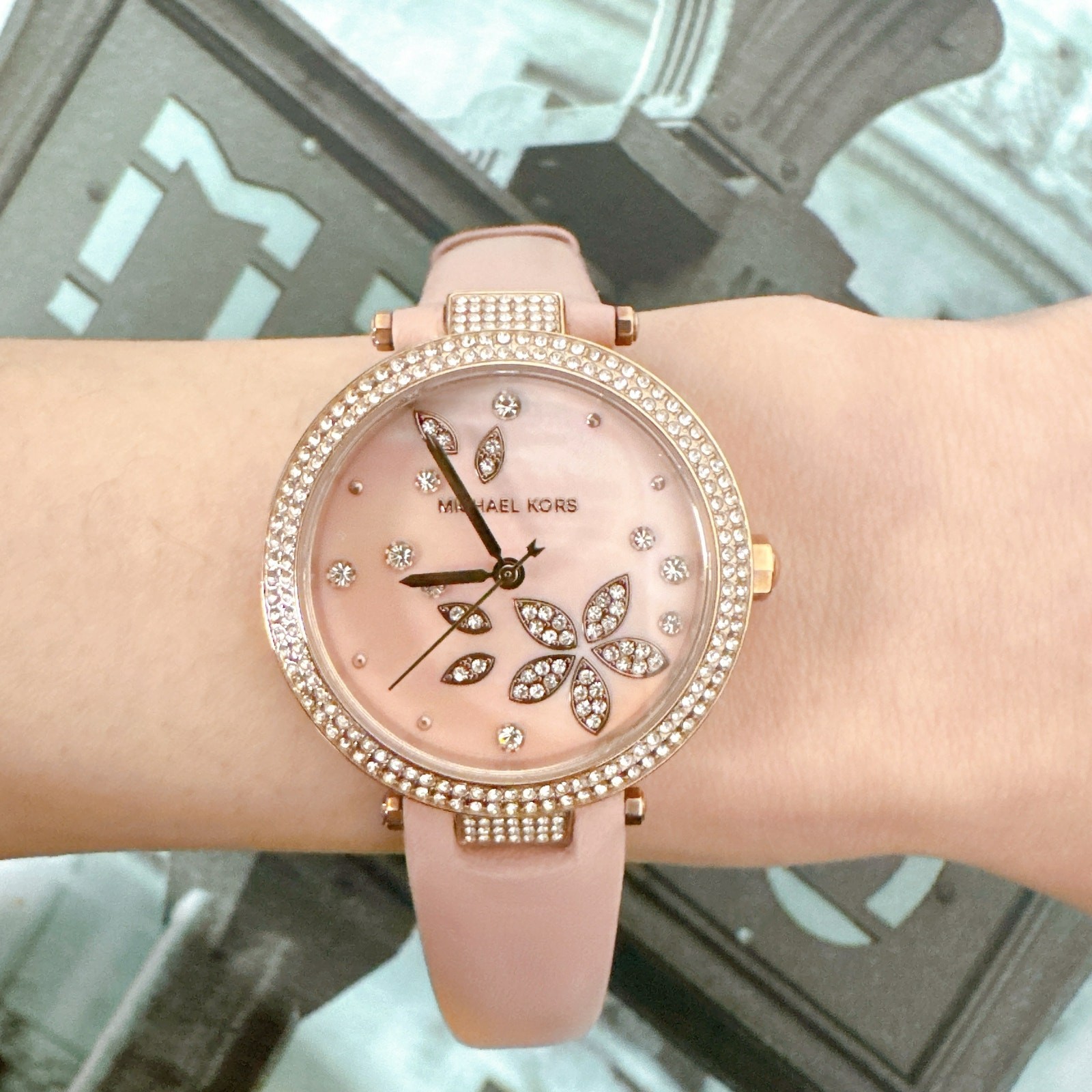 Michael Kors MK6808 Parker Three-Hand Blush Leather Watch