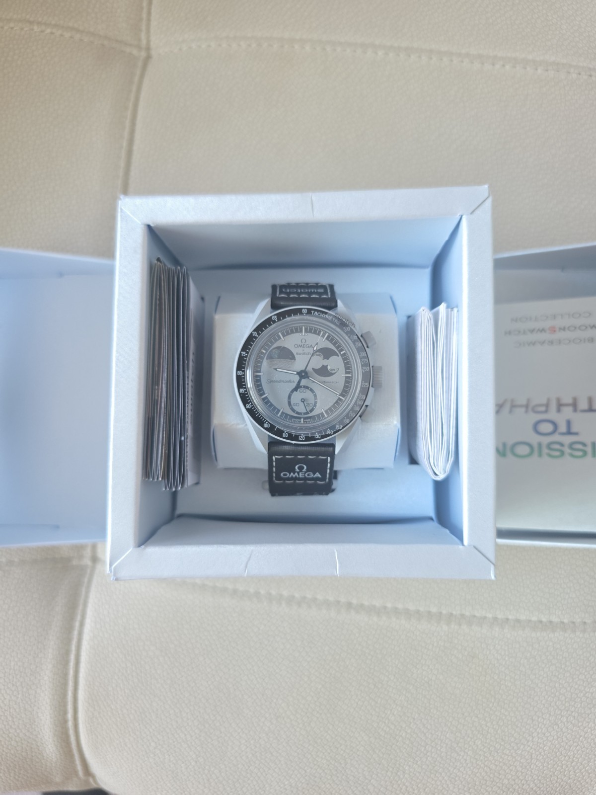 OMEGA x Swatch MoonSwatch MISSION TO EARTHPHASE Chronograph Moon Phase