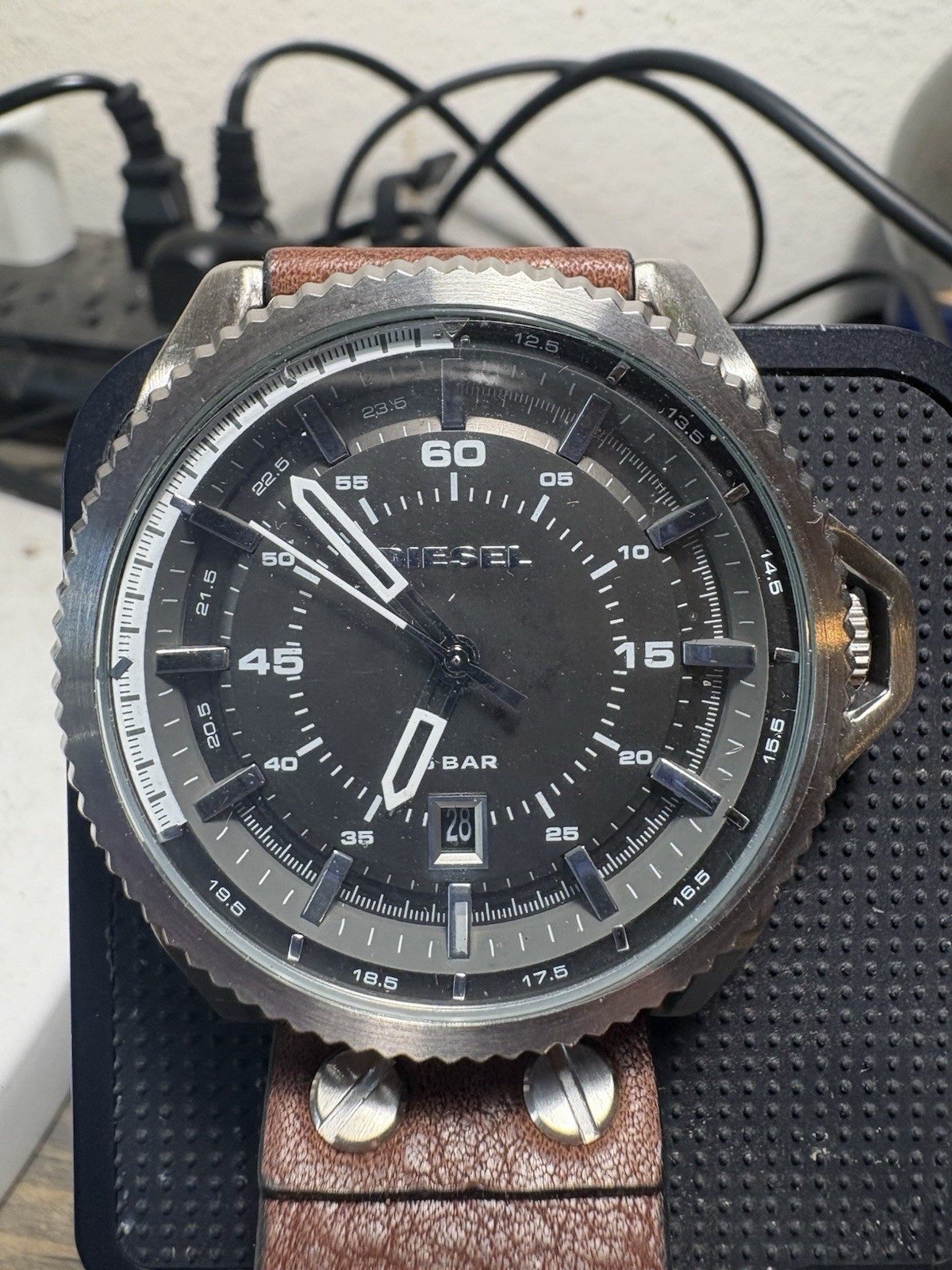 Diesel DZ1716 Dark Brown Leather watch with three-hand Mens Watch