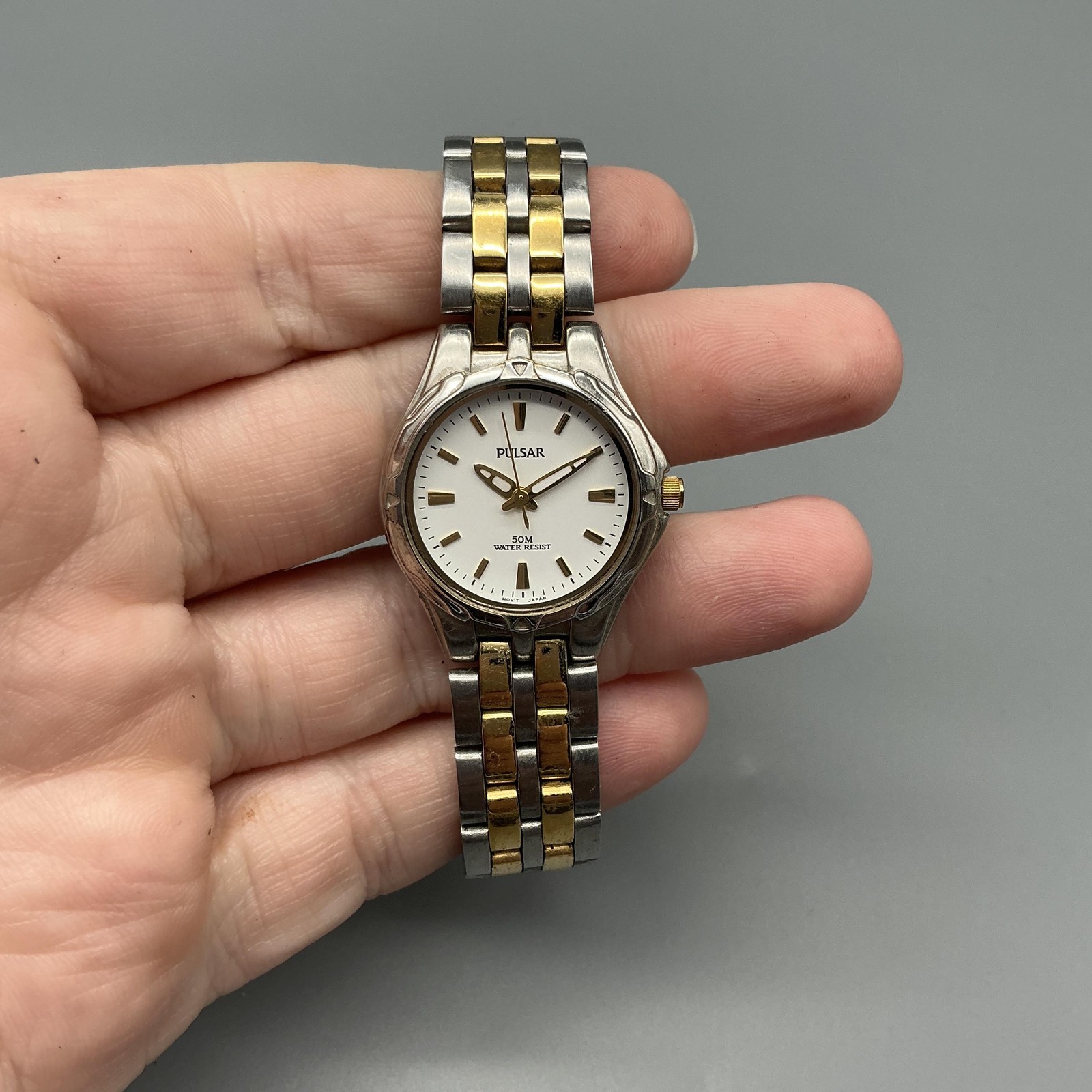 Pulsar Womens Watch 24mm Two-Tone Stainless V501-X355 New Battery 6.25″