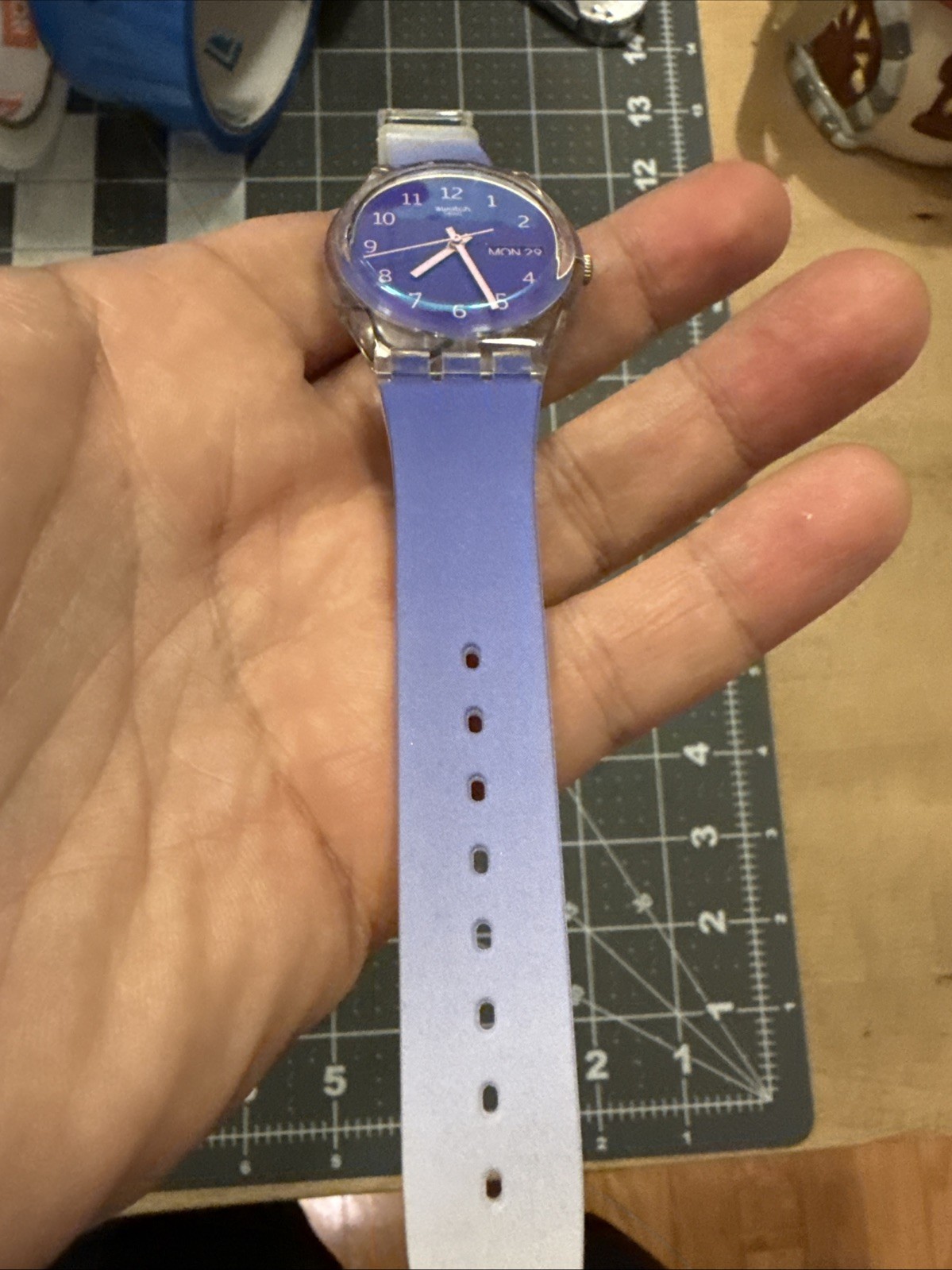 Swatch ULTRALAVANDE GE718 lilac watch Fantastic condition see pictures