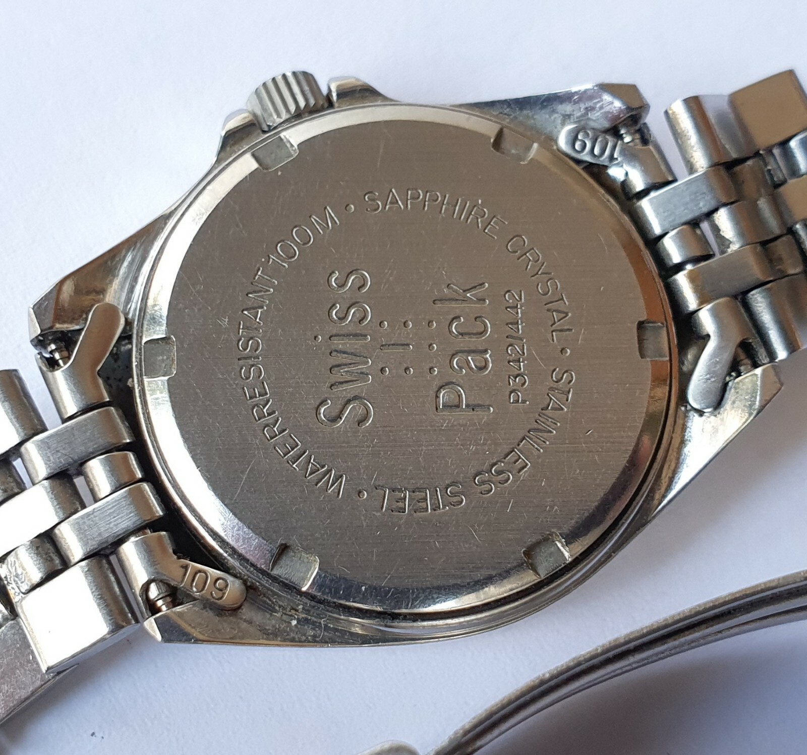 Vintage Ladies TISSOT PR100 Quartz V8 ETA956412 All Steel Sr.No. P342/442 Swiss