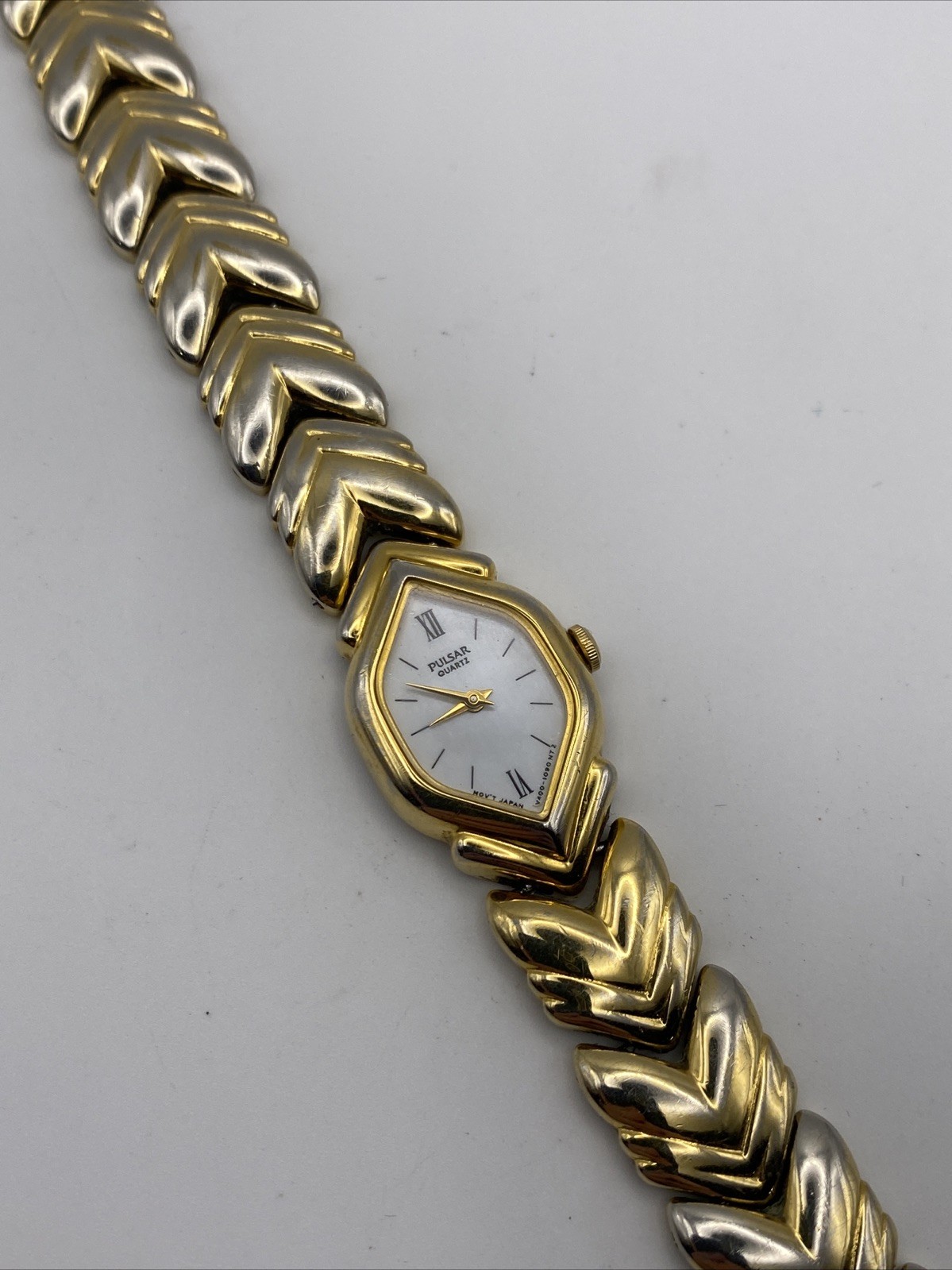 Pulsar Women V400-5350 Fashion Gold Tone Hexagonal Quartz 16mm Watch 5.75”