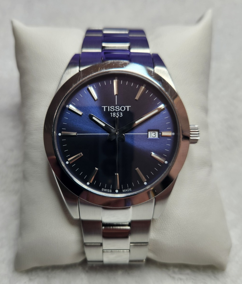 Beautiful Tissot Gentleman 40mm Men’s Watch Swiss Made Bue Sunburst Dial