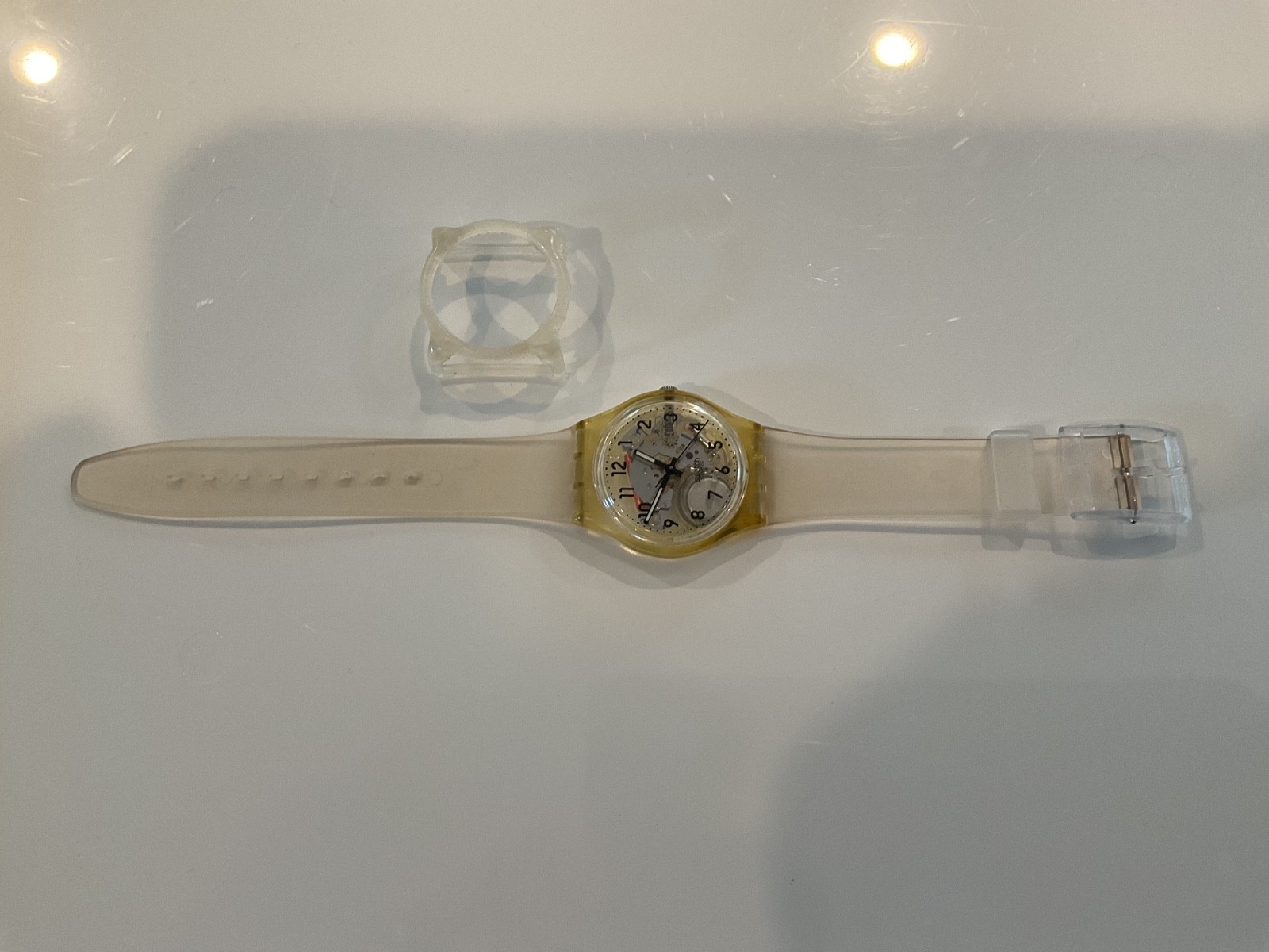 Swatch 1994 Swiss Quartz Watch «Transparent» GK209 Jelly Skeleton 34mm Runs
