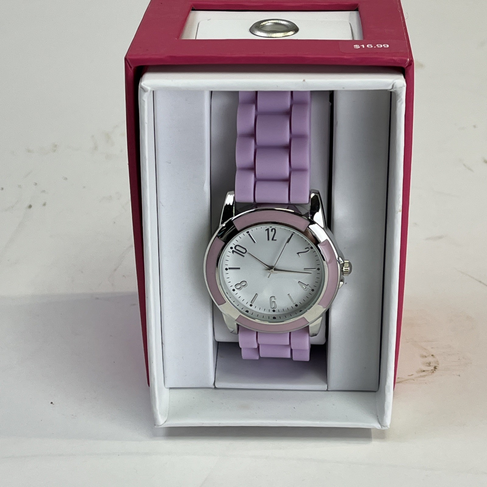 Xhilaration Women’s Watch New with Purple Silicone Band Needs battery NN