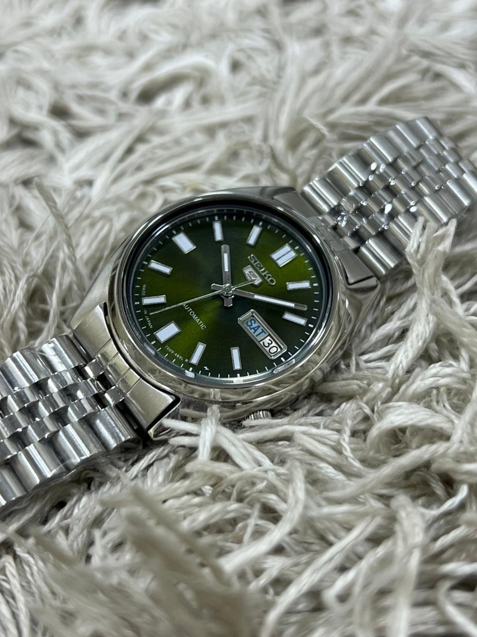 Seiko 5 Automatic Military Green Dial Mens Watch Japan Made 7009