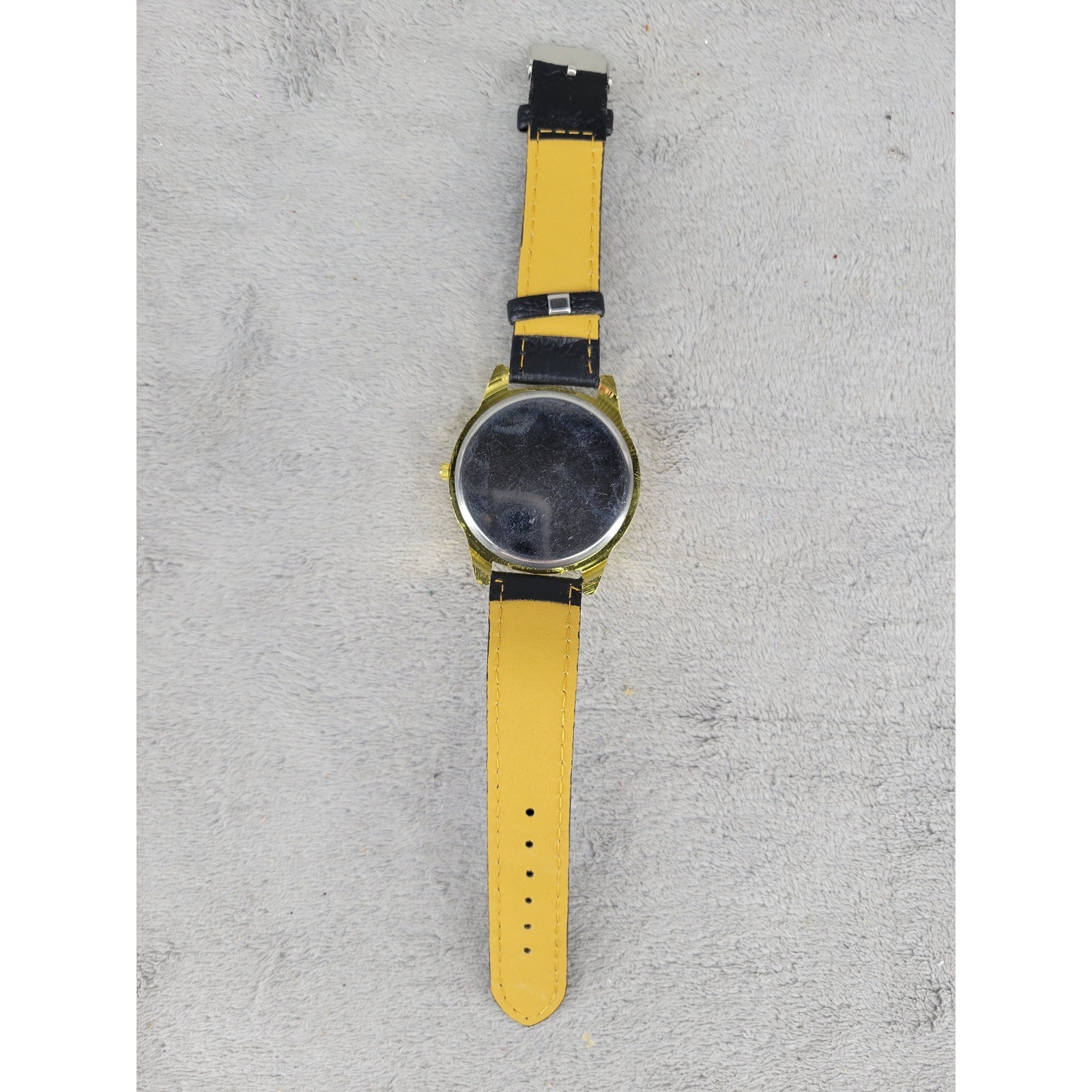 Geneva Women’s Gold Tone Rhinestone Roman Numeral Watch – Needs Battery