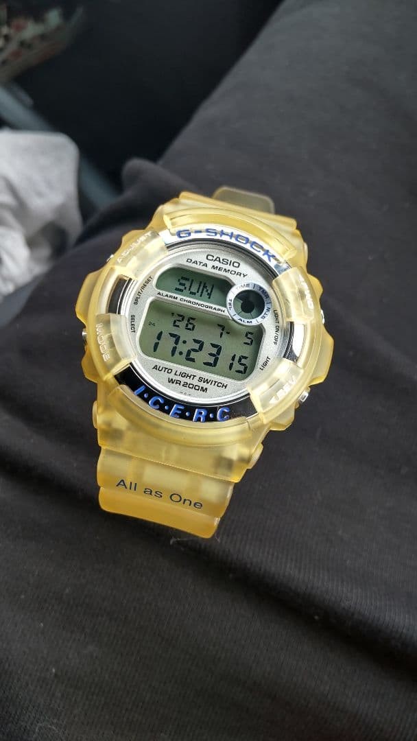 CASIO G-SHOCK DW-9200K Clear Yellow Digital Watch