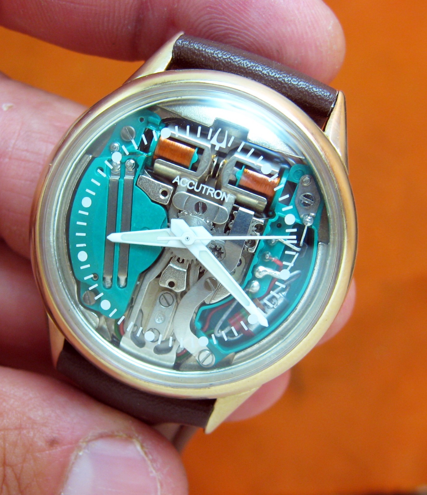 SERVICED 214H ACCUTRON SPACEVIEW 10KT. GOLD FILLED TUNING FORK MEN’S WATCH M6