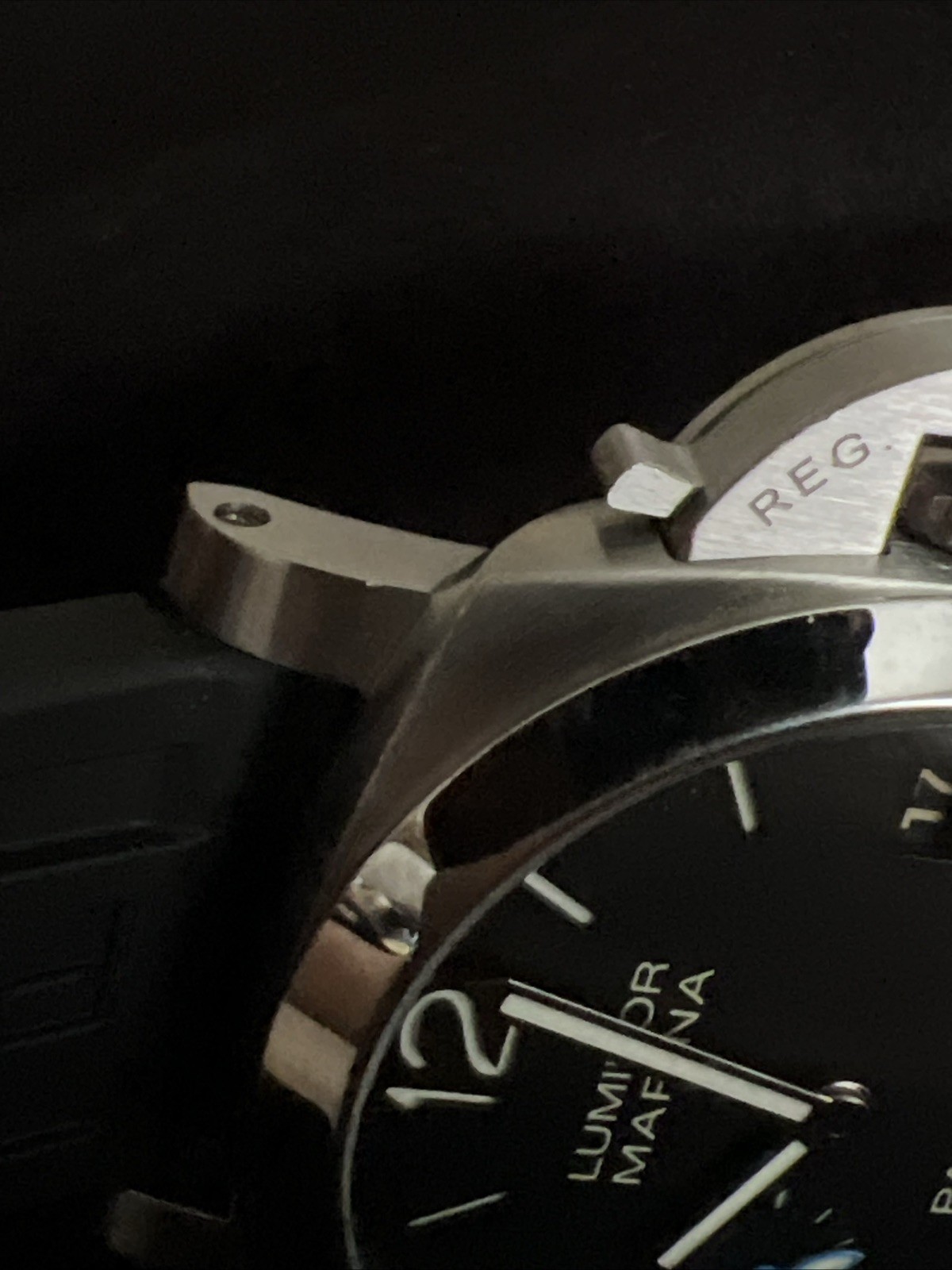 Panerai Luminor Quaranta 40mm PAM01372