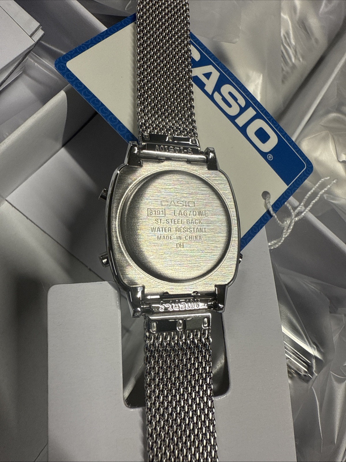 Womens Watch CASIO LA670WEM-7D Stainless Steel Mesh Gray