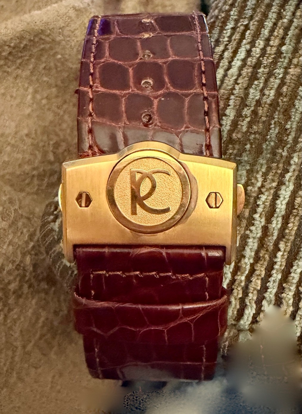 Renato Wilde Beast Ltd. Prod. 56/180 Worldwide DIAMONDS 49mm Case Men’s, but….