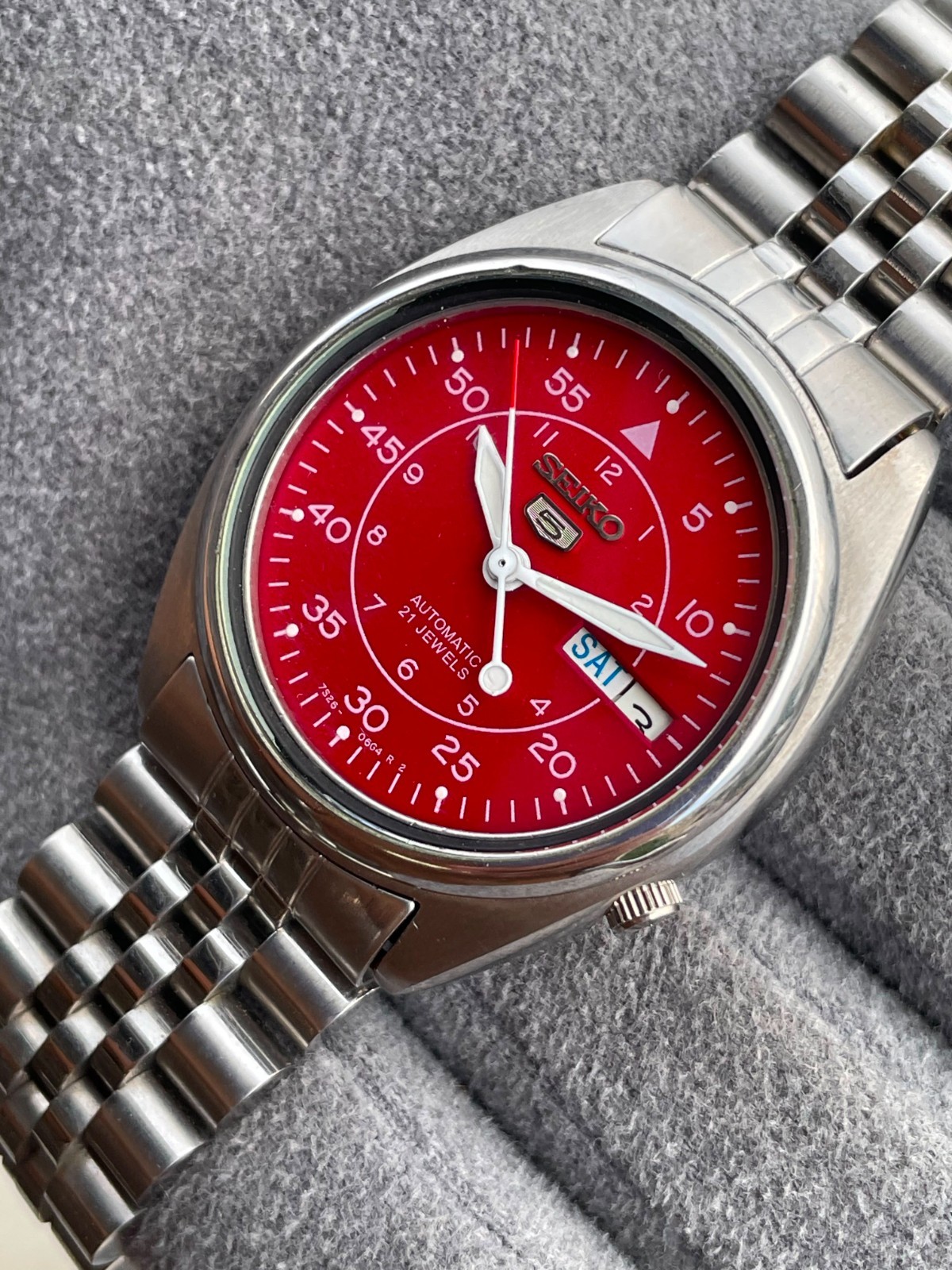 Vintage Seiko 5 Automatic 7s26 Red Dial Mens Wrist Watch