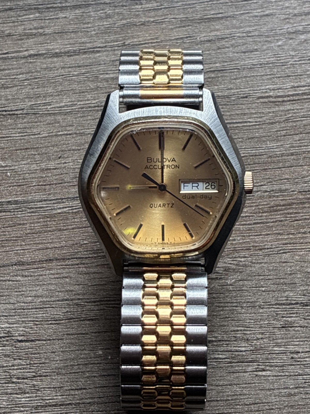 Vintage Bulova Accutron 1977 Hexagon shape Day/Date Men’s Watch Rare Excellent