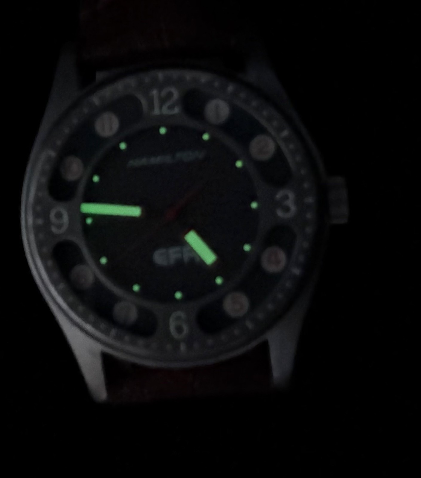 Rare Vintage Near MINT Hamilton EFA Black Dial Quartz 32mm Mens Watch JAPAN
