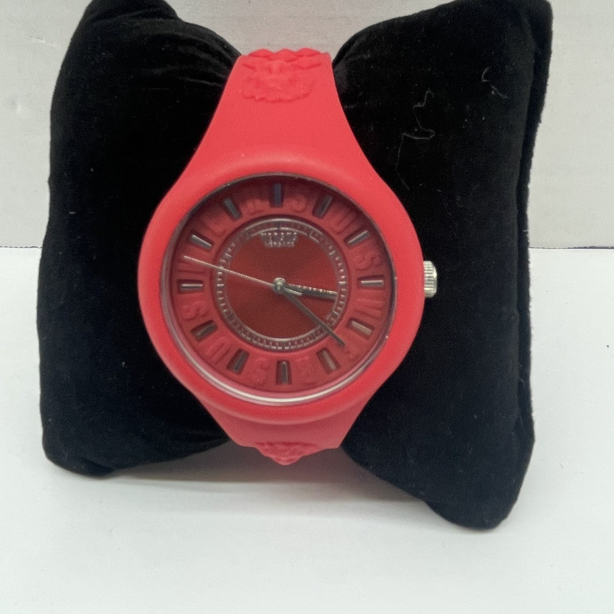 VERSACE RED SILICONE QUARTZ WATCH W BOX BOOKLET (CMP127194)
