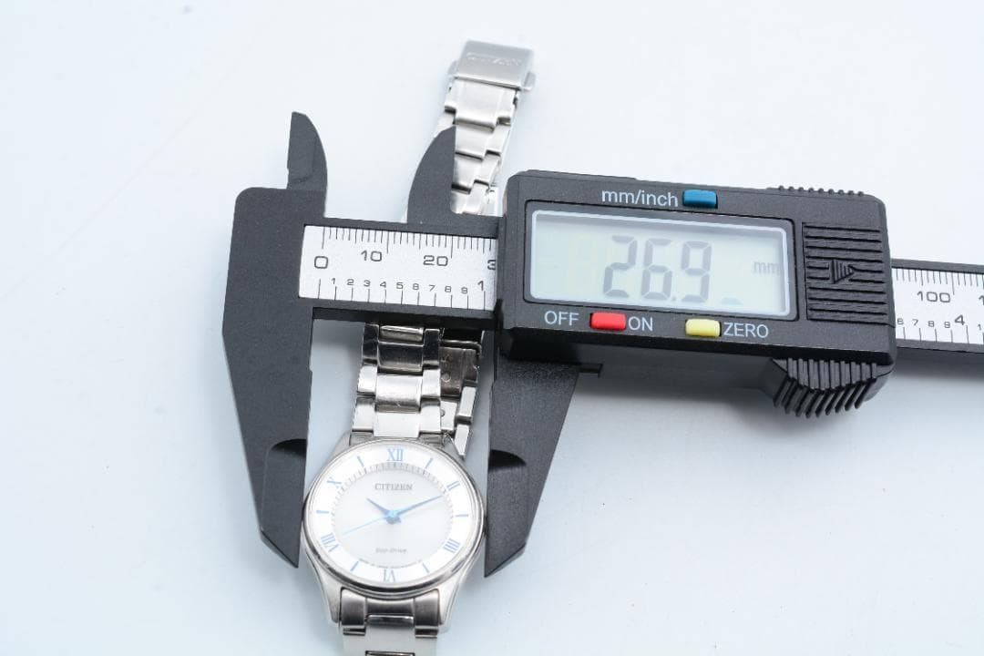 CITIZEN Eco-Drive E031-S103746 Wristwatch 【USED】