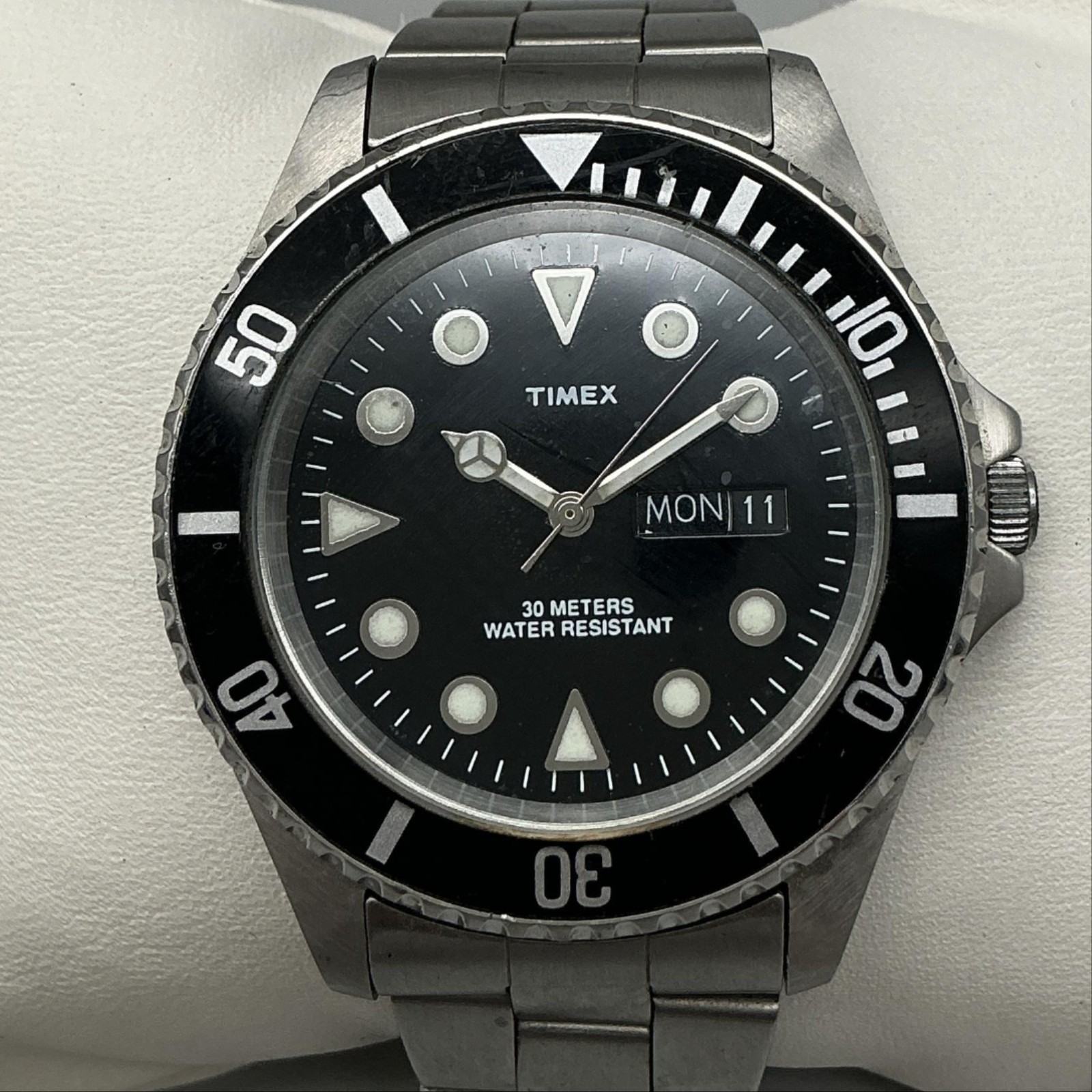 Timex Mens Watch 41mm Black Diver Day Date Stainless Steel New Battery 7″