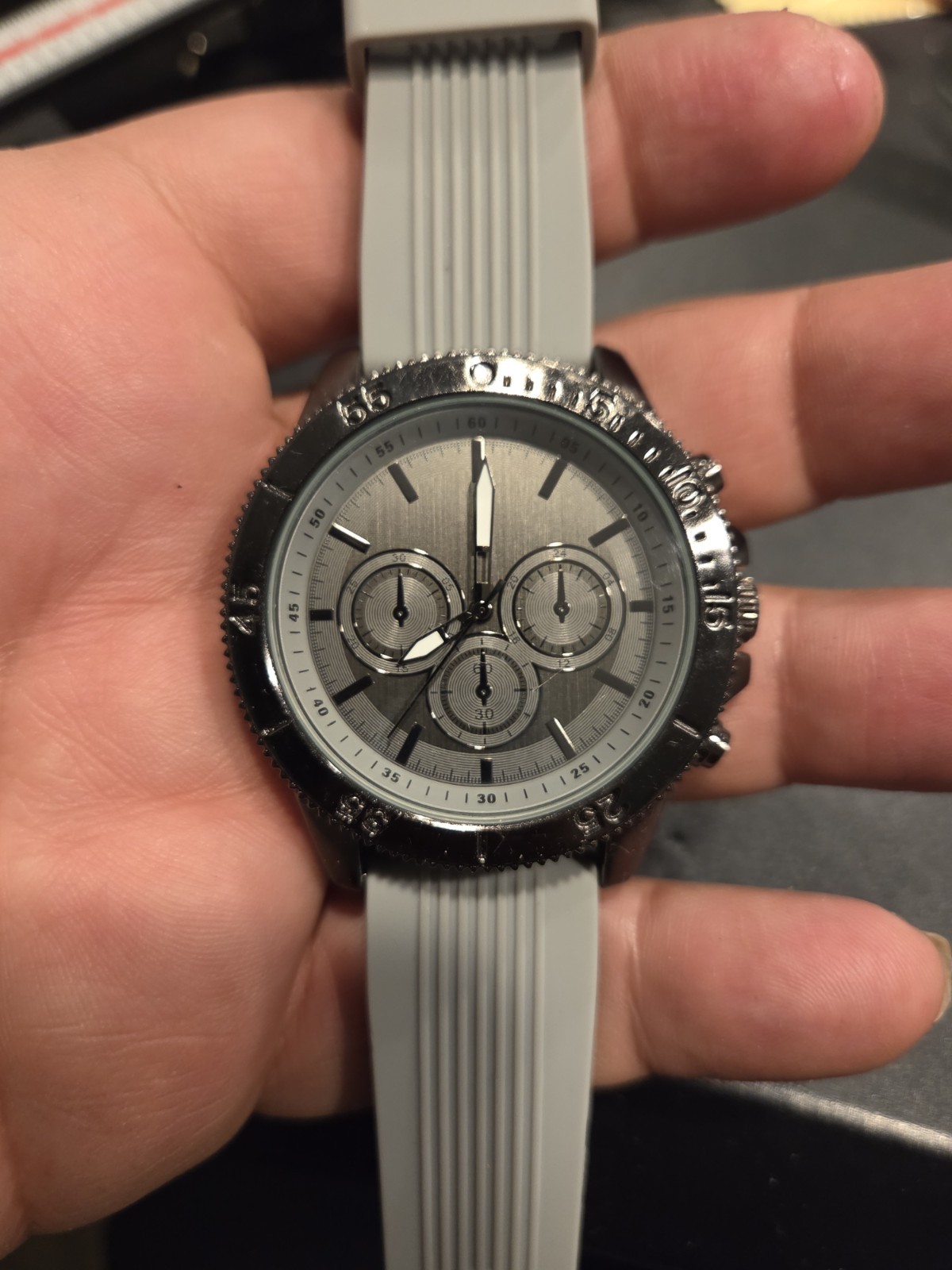 FMD Mens Chronograph Style Watch FMD Gray New Battery EUC C74