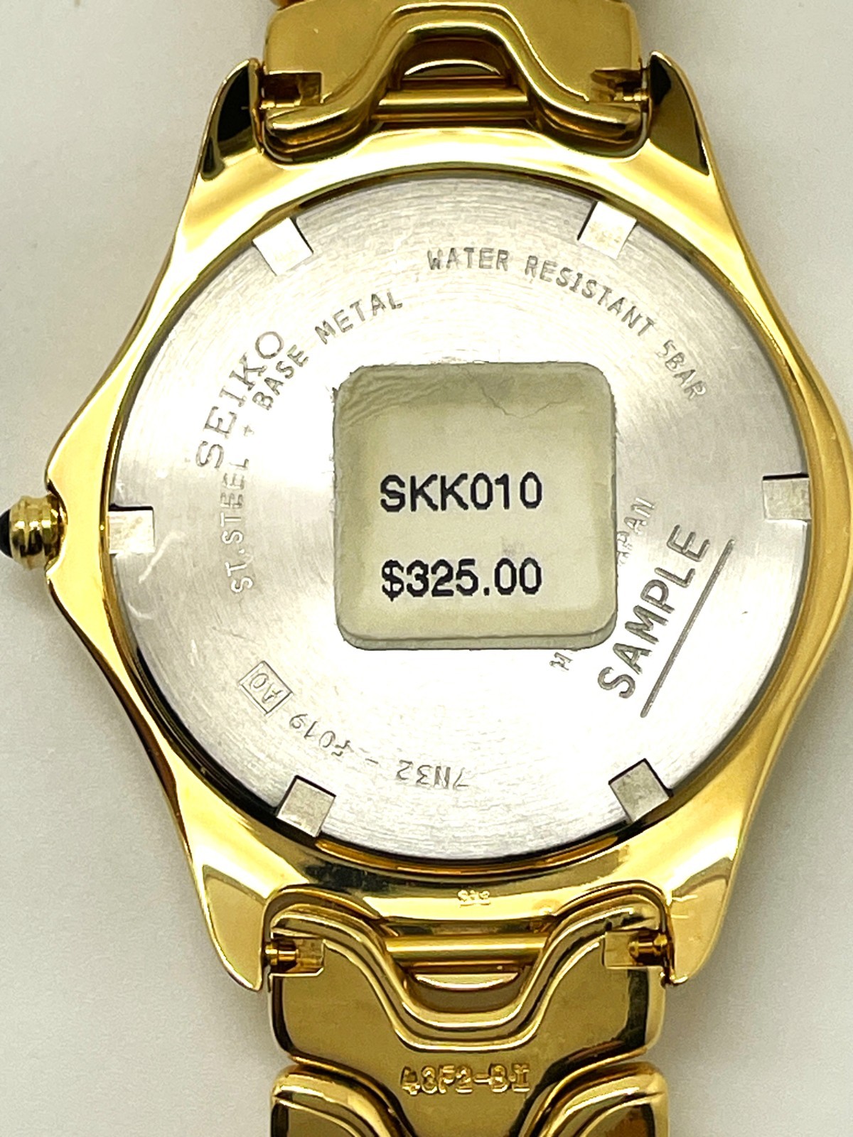 SEIKO MEN’S 7N32-F019 NOT-WORKING DATE SPORTS 50 SKKQUARTZ ANALOG WATCH SKK010