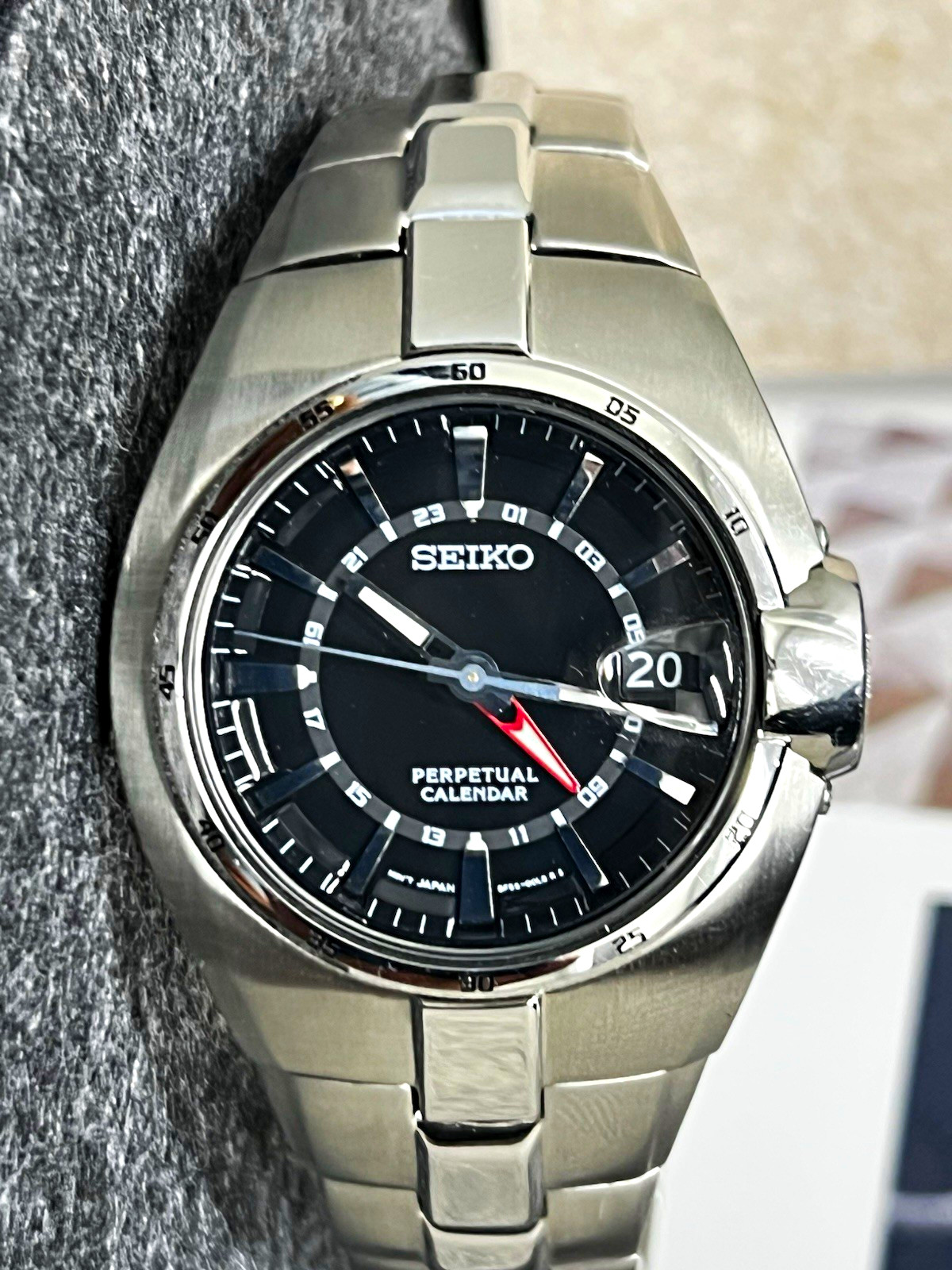 Seiko Perpetual Calendar GMT SLT081 Rare High Accuracy Quartz (HAQ) – Vintage