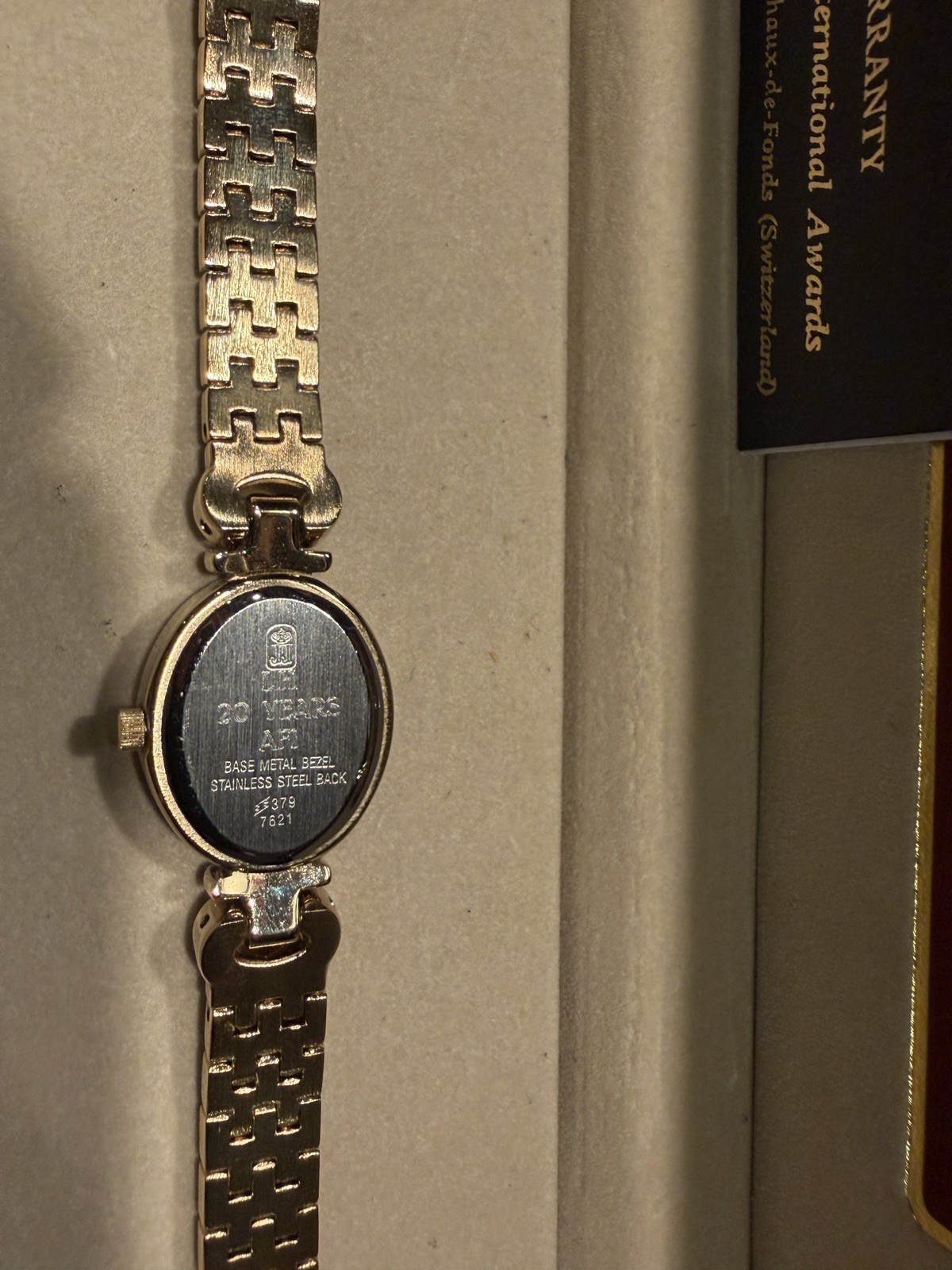 Jules Jurgensen mother of pearl women quartz watch with Austrian crystals