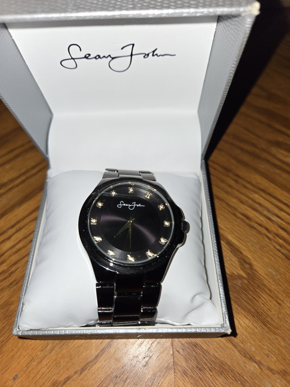 Sean John Men’s Black Dial With Crystal Watch SJ0004GU