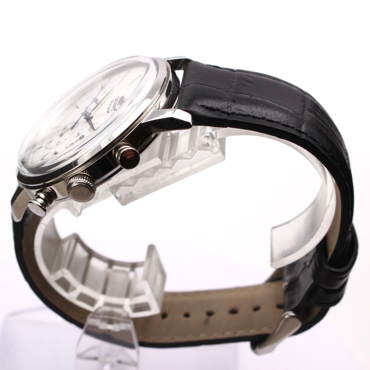 ORIENT VR32-UAA0 Chronograph Quartz White Dial Japan Men’s Watch Leather