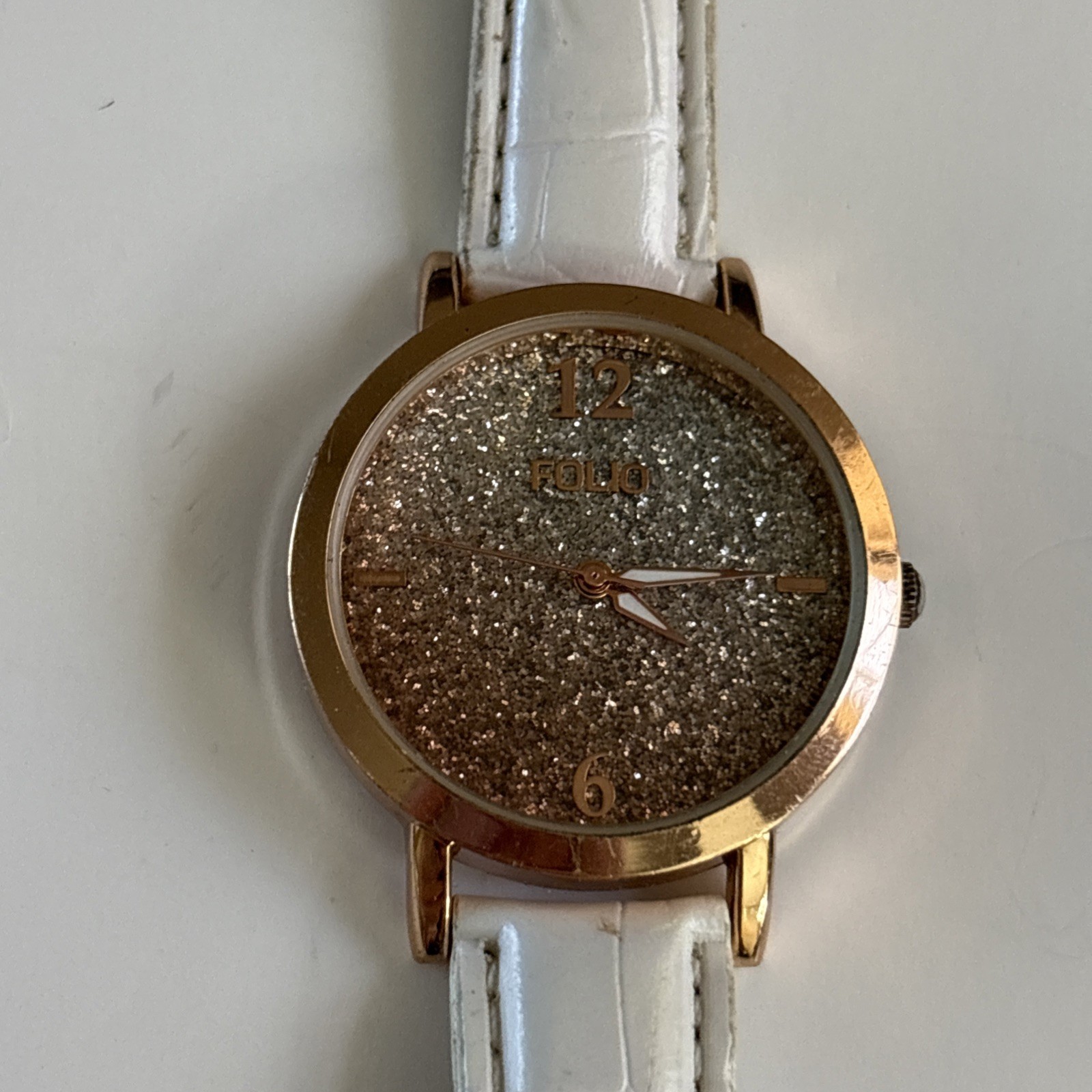 Folio Glitter Face Fashion Watch: New Battery