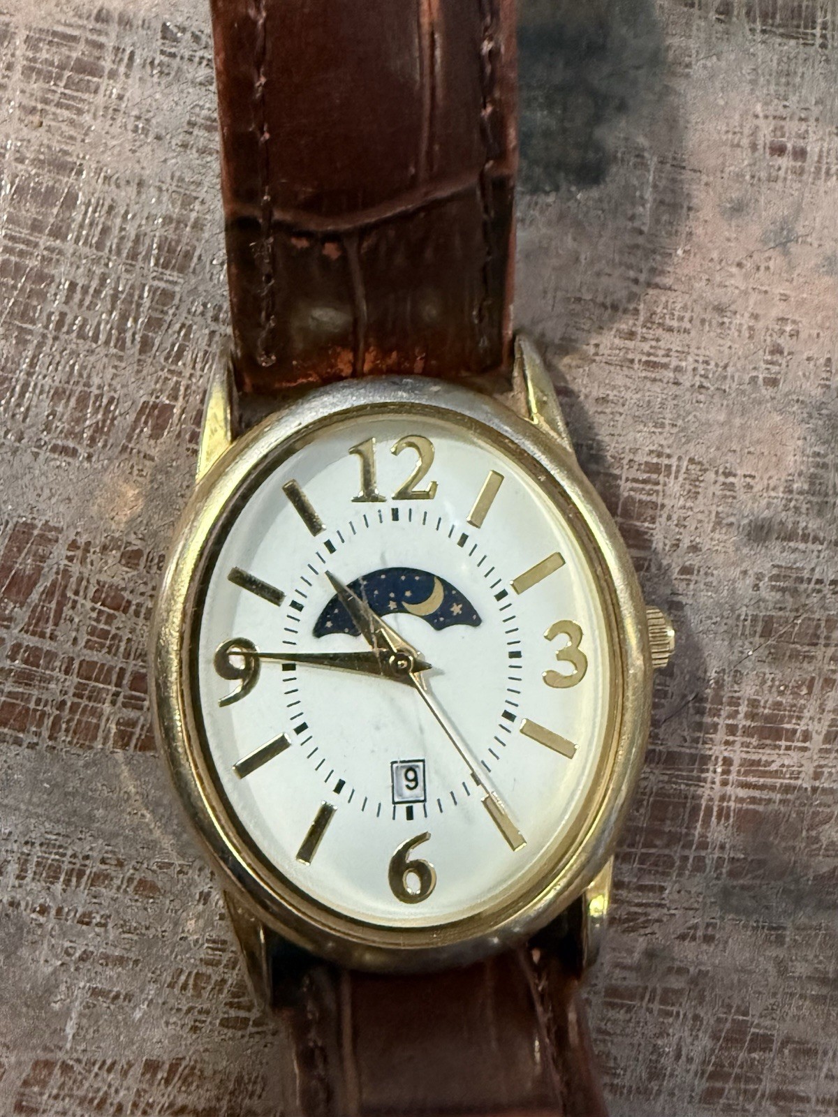 Vintage Women’s Moon & Stars Watch Japan Movement Needs Battery / Band