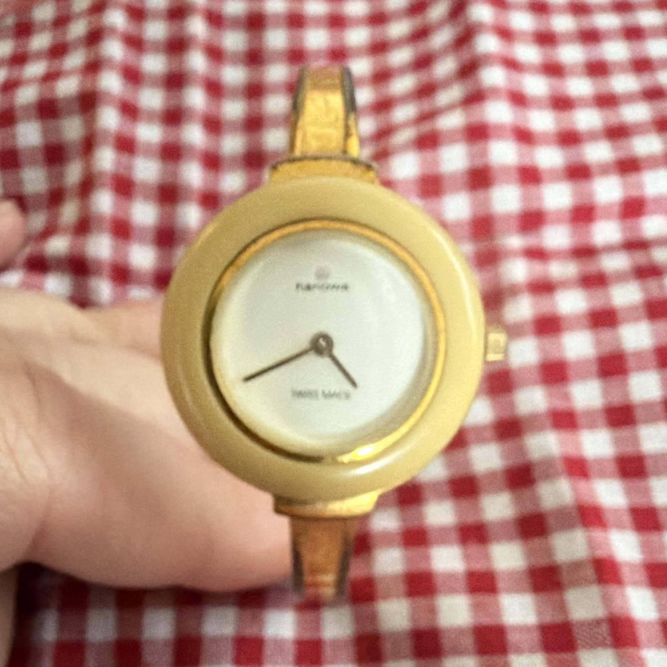 Hanowa Swiss Made Quartz Analog Vintage Dress Watch Gold Bangle White Dial