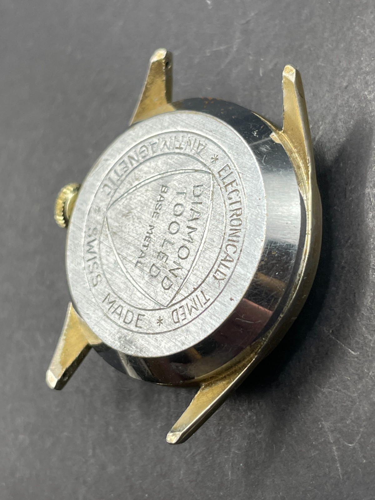 Vintage Men’s Windsor Genova Lifetime Mainspring Anti-Magnetic Watch Gold Tone