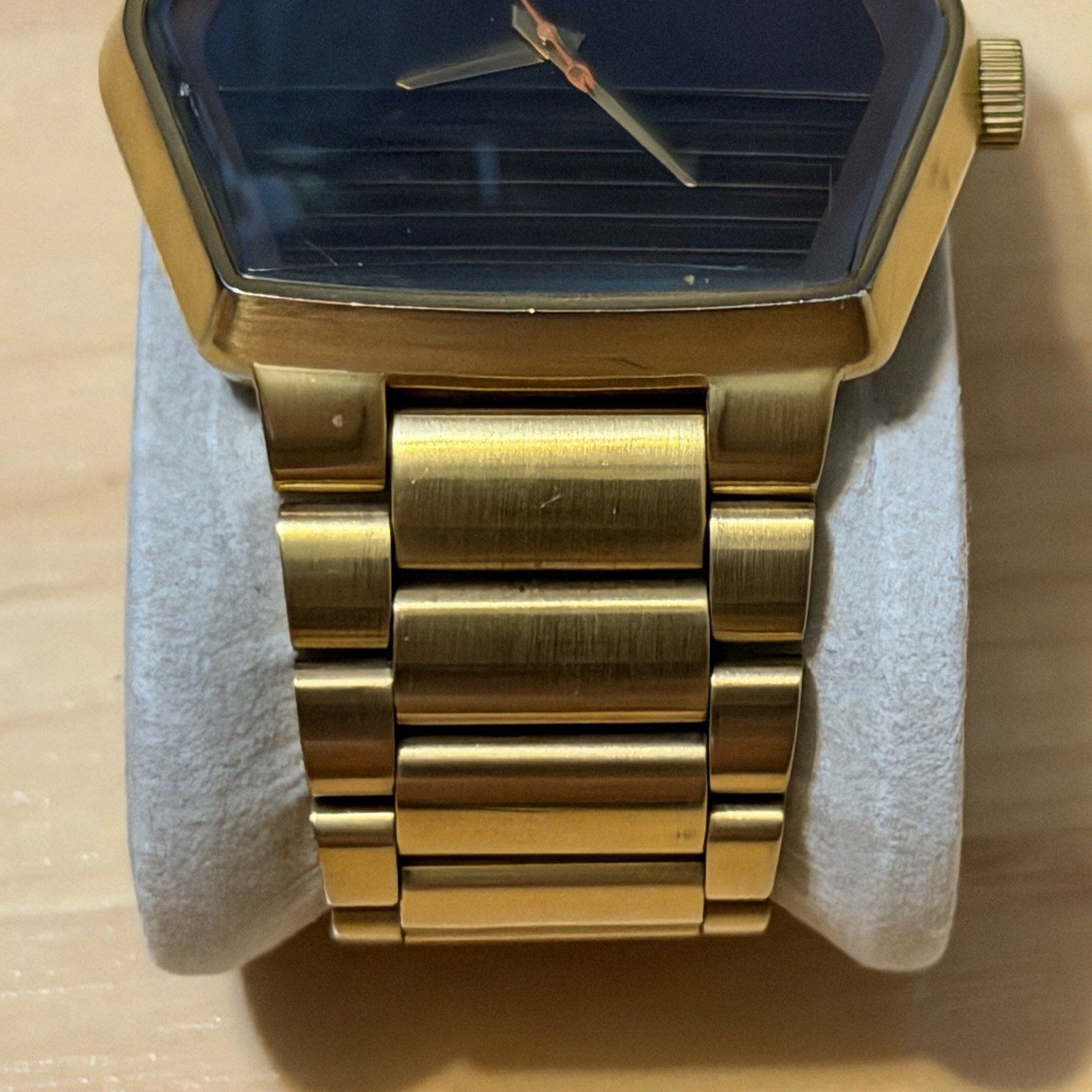 Nixon The Mayor “Key to the City” Gold Brown Hex Surf Analog Silver Men’s Watch
