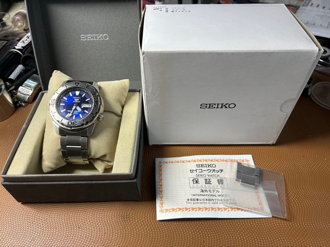 Dead Level Tuna Can SEIKO 5 Sports Automatic Diver 23 Jewels SNZE93k1