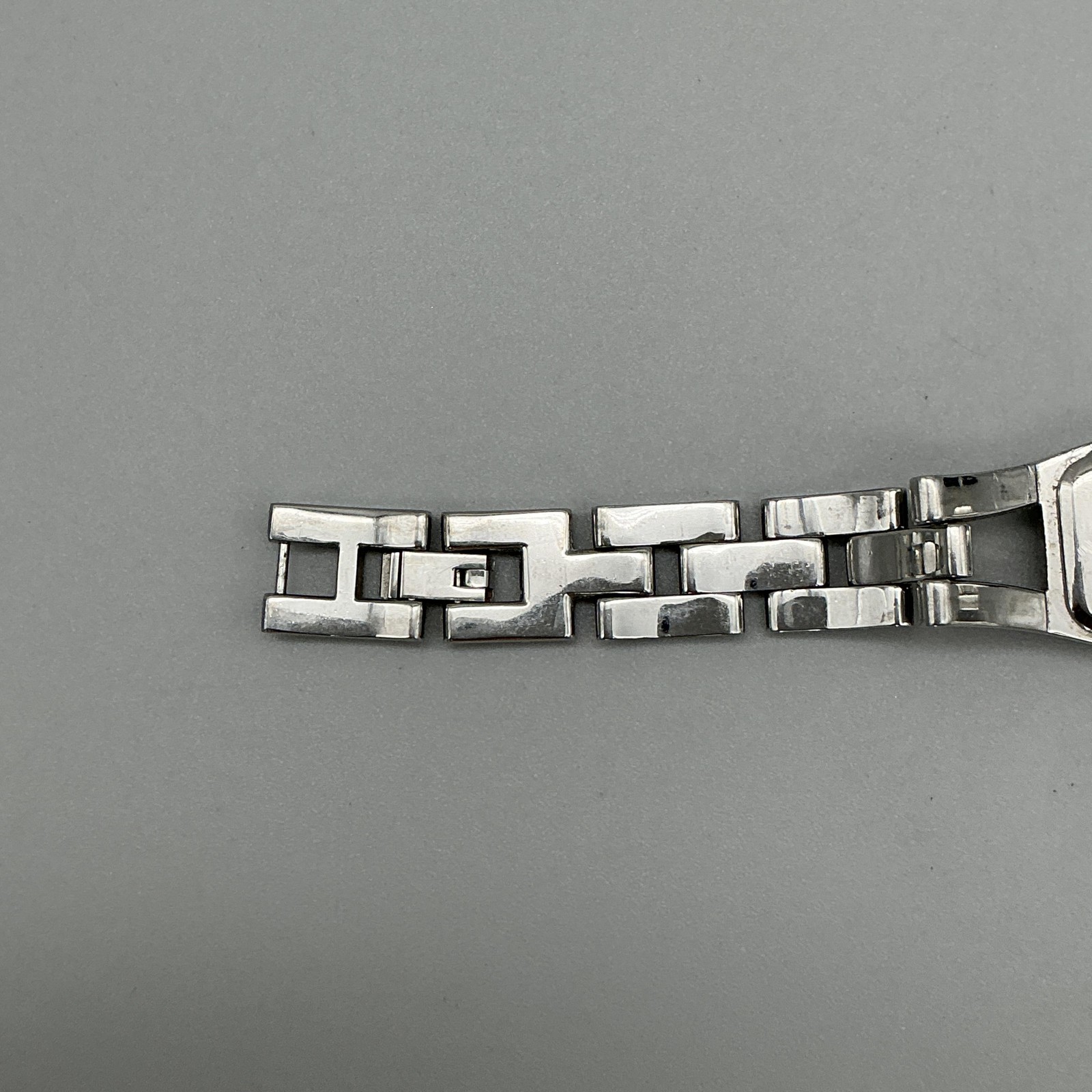 Fossil F2 Womens Watch 18mm Green Dial Stainless Steel ES-9385 New Battery 6″