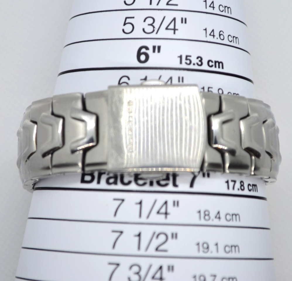 GUESS G65220G Waterpro Silver Tone Men’s Wristwatch Stainless Steel Bracelet